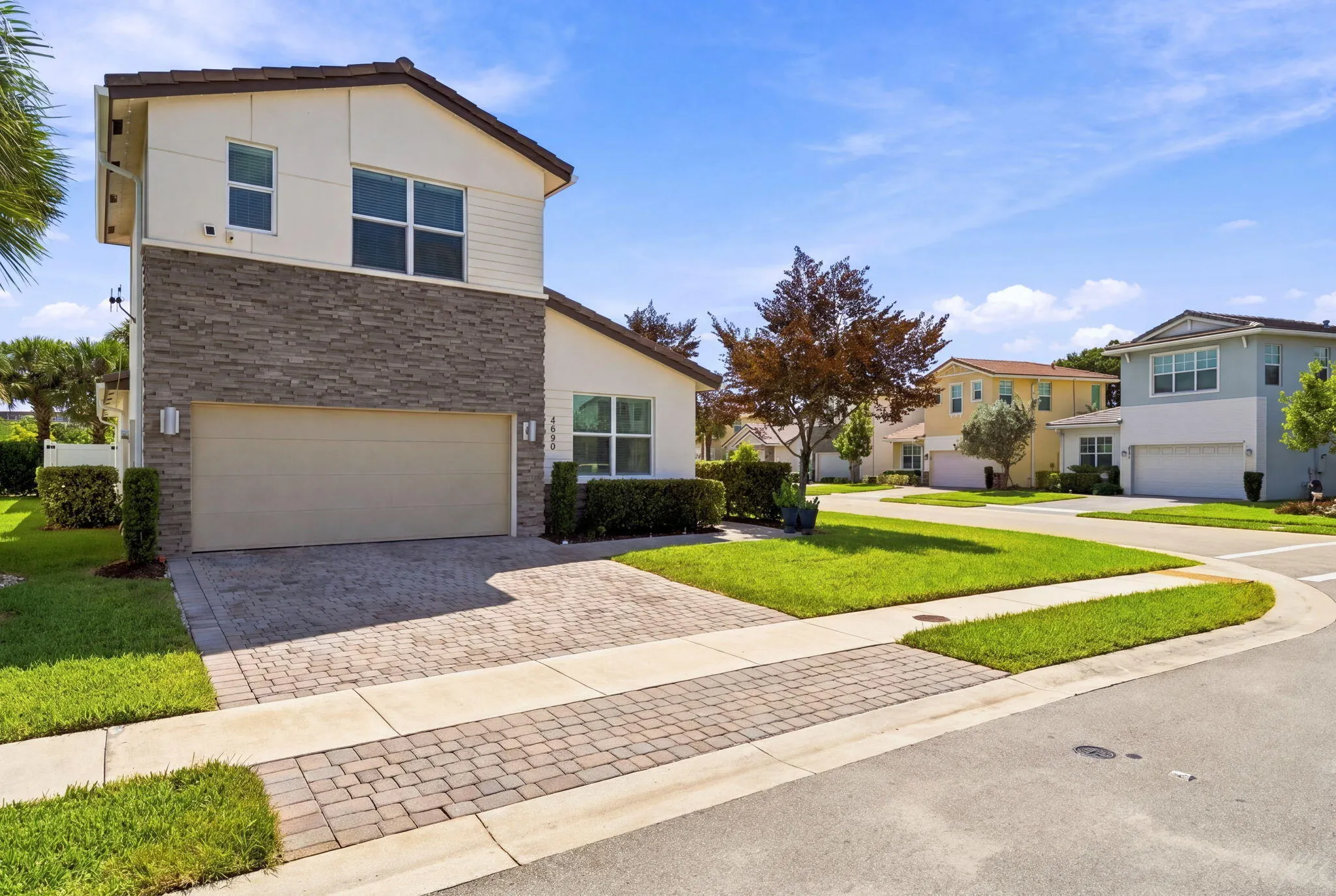 4080 Rosa Drive
