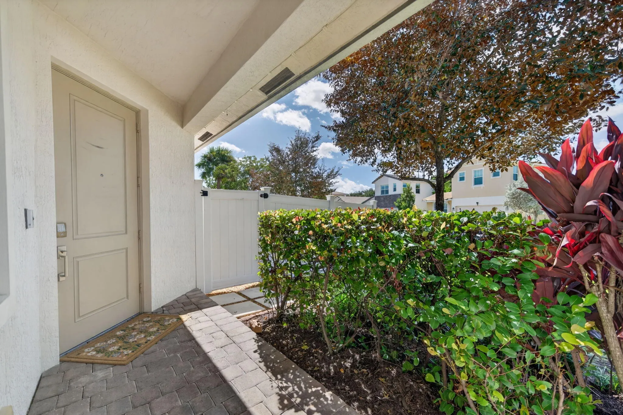 4080 Rosa Drive