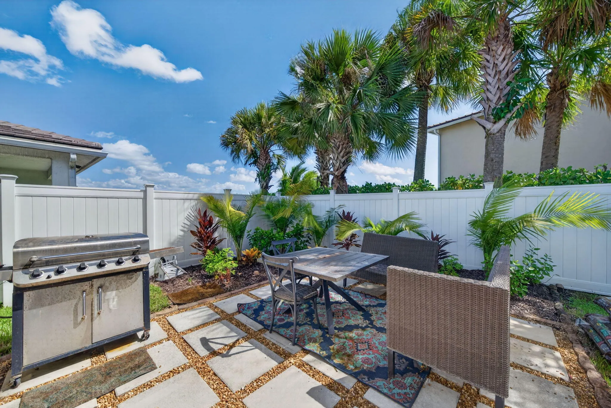 4080 Rosa Drive