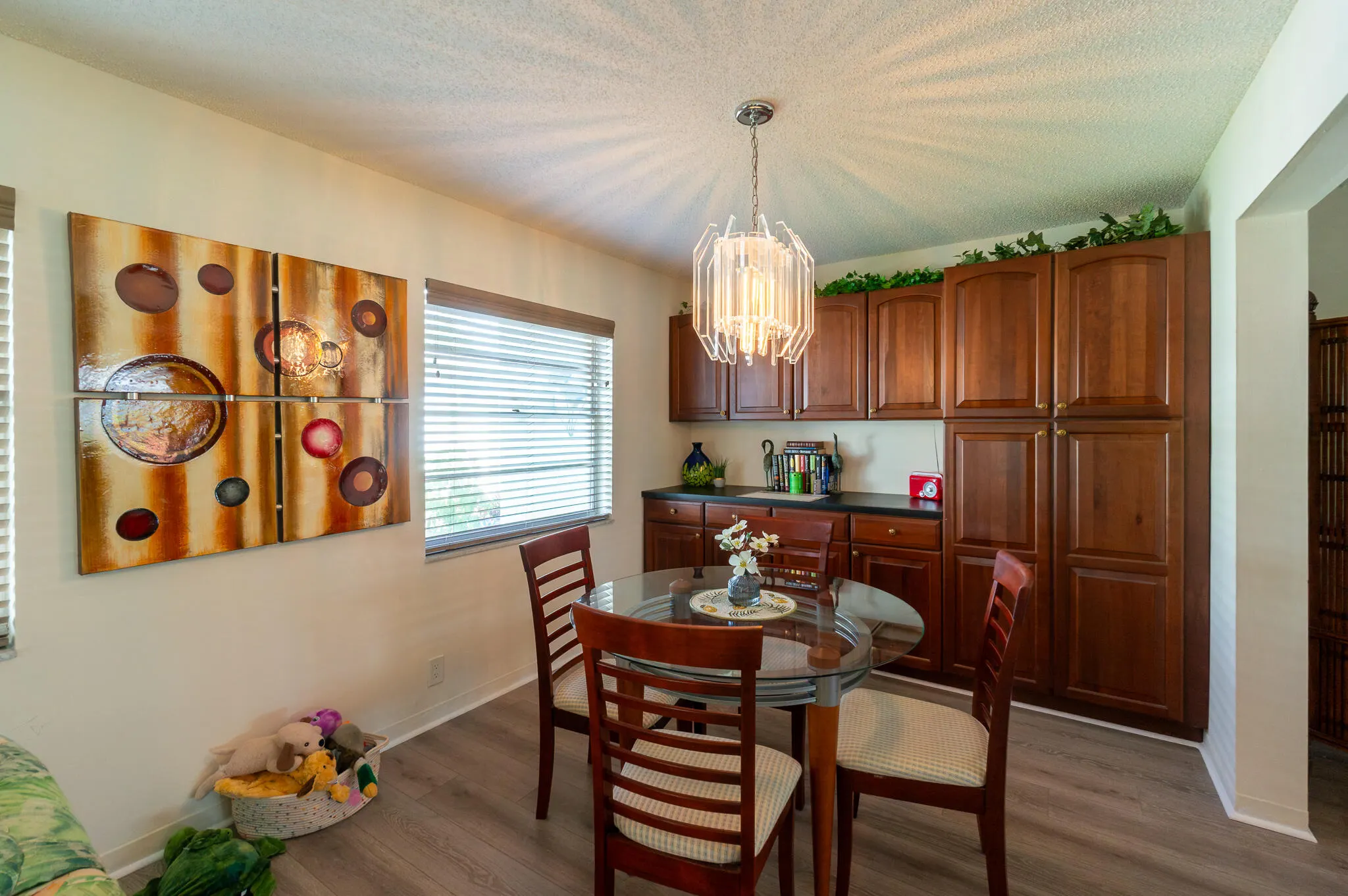 708 SW 18TH Street