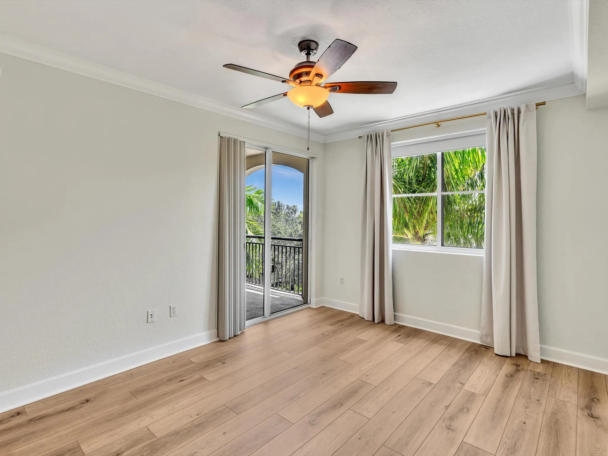1405 RENAISSANCE Way #405