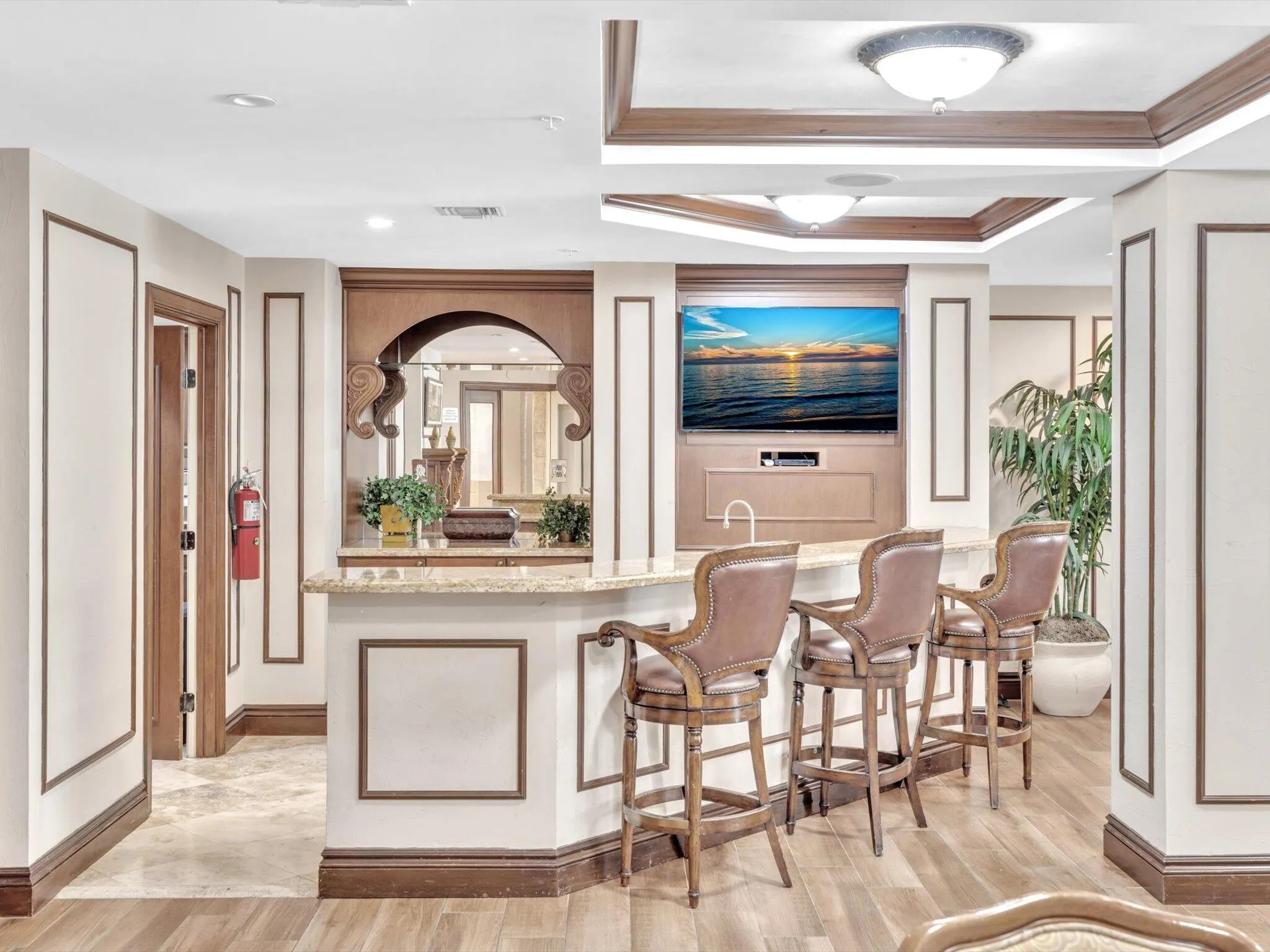 1405 RENAISSANCE Way #405