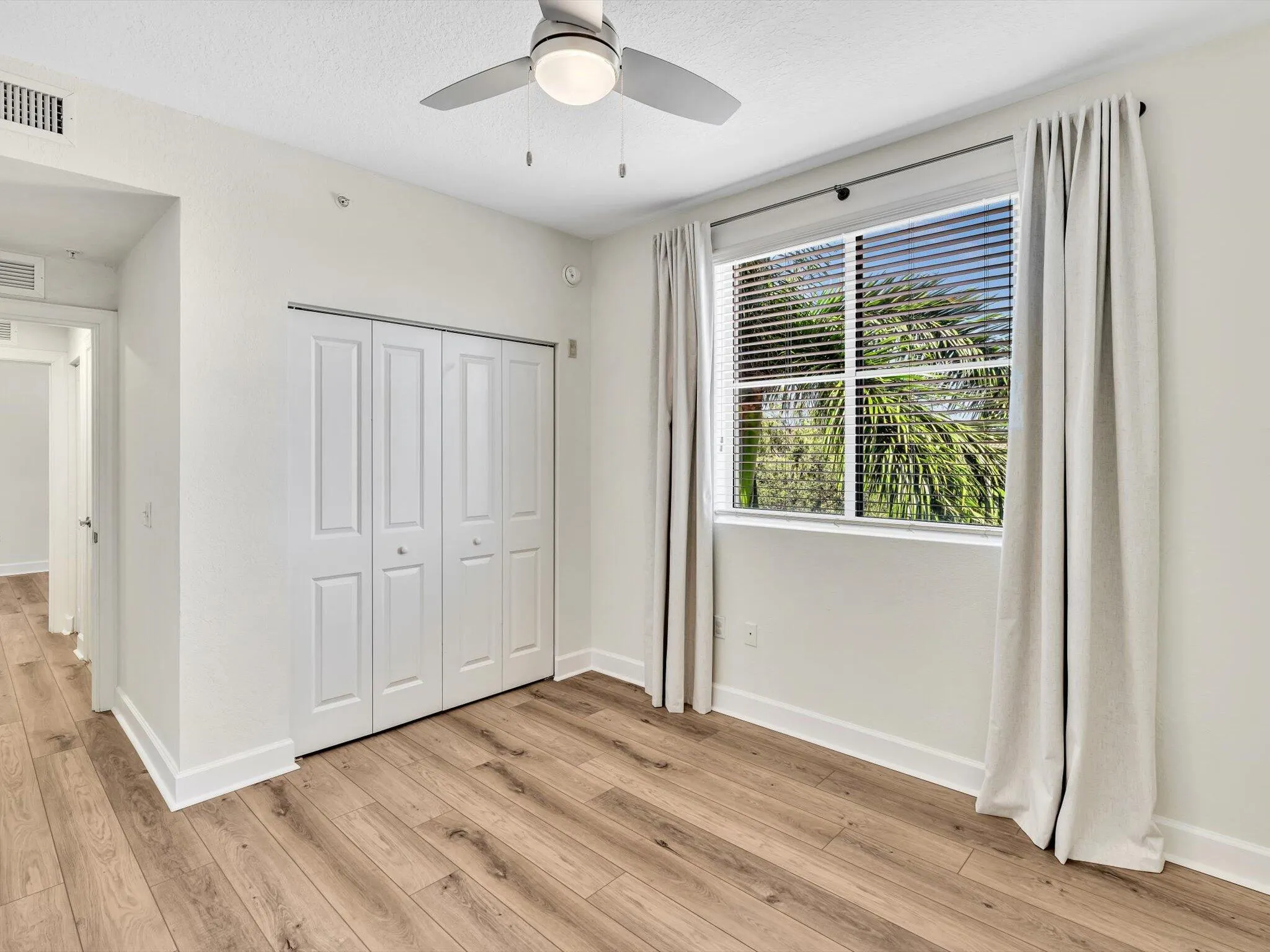 1405 RENAISSANCE Way #405