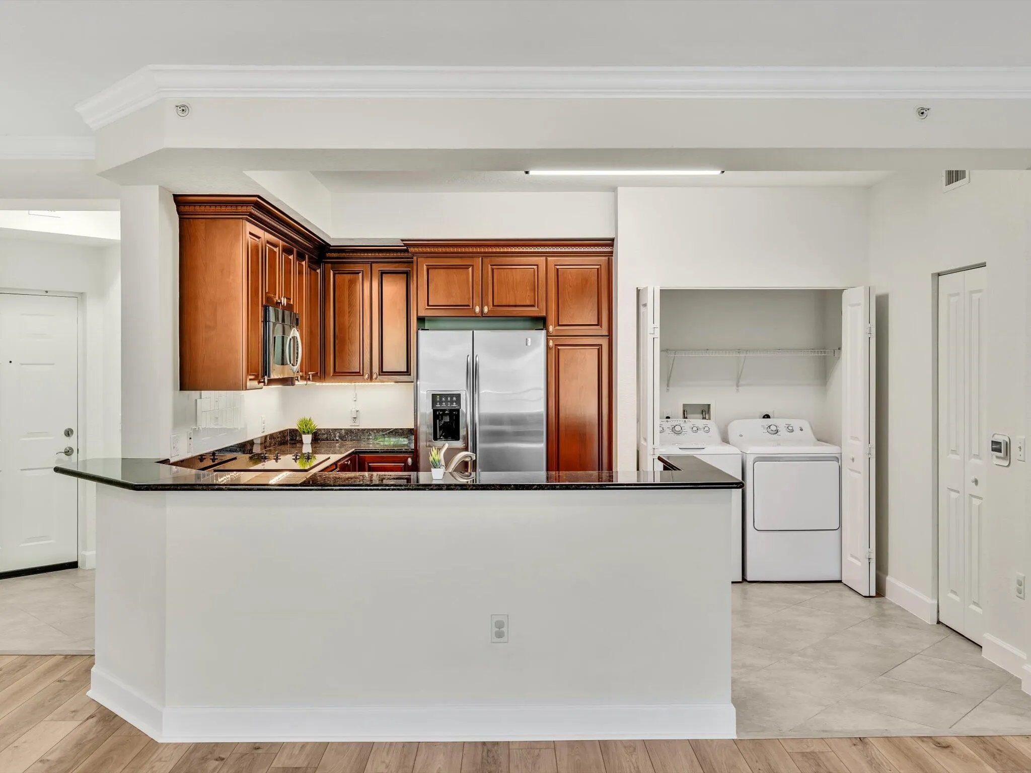 1405 RENAISSANCE Way #405