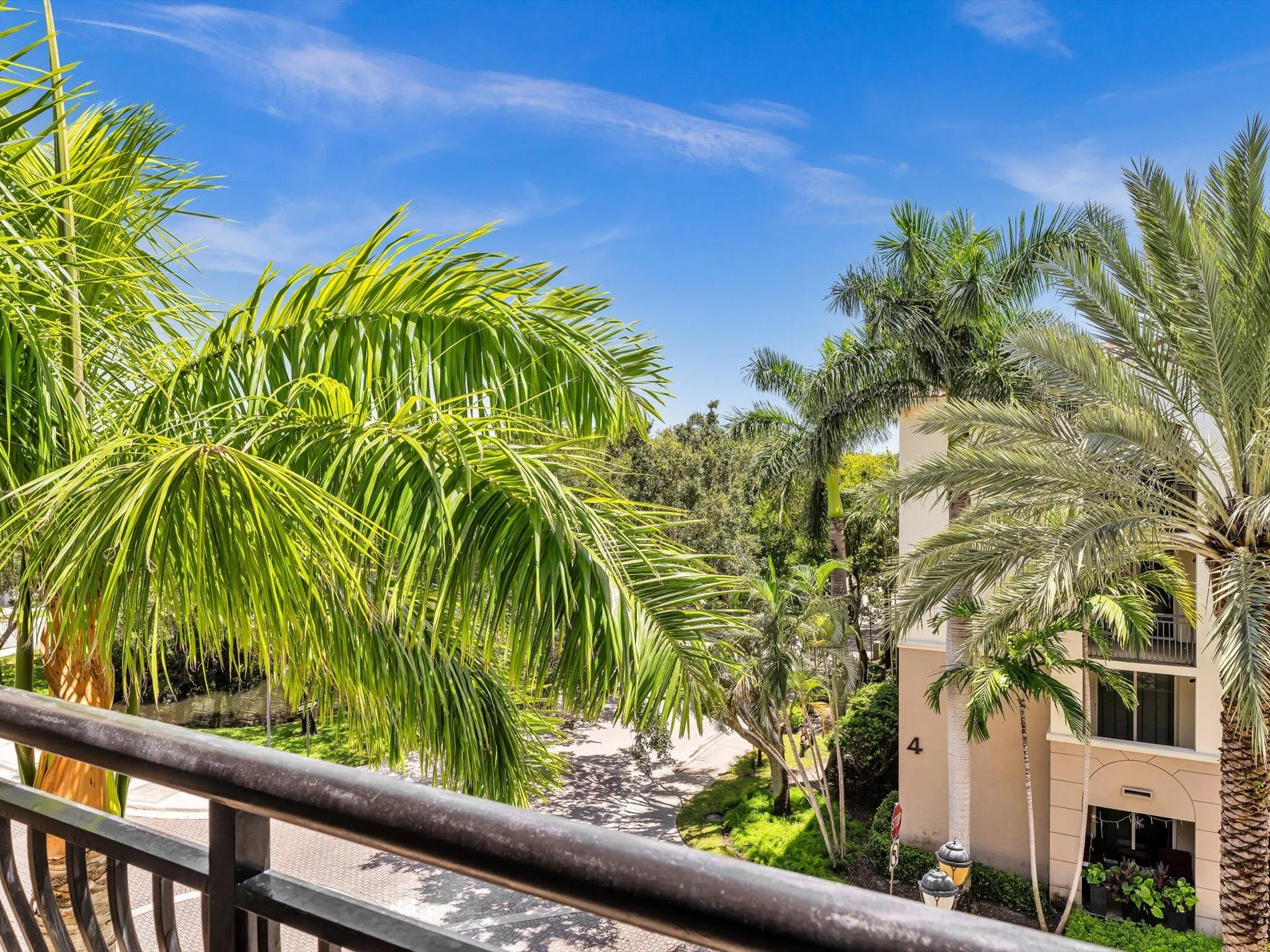 1405 RENAISSANCE Way #405