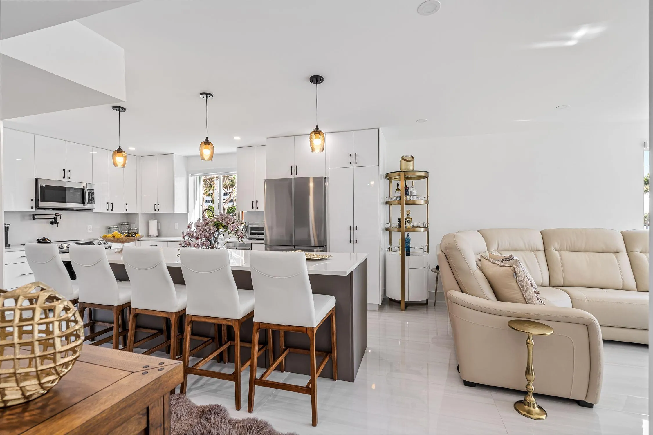 2700 Banyan Road #21c