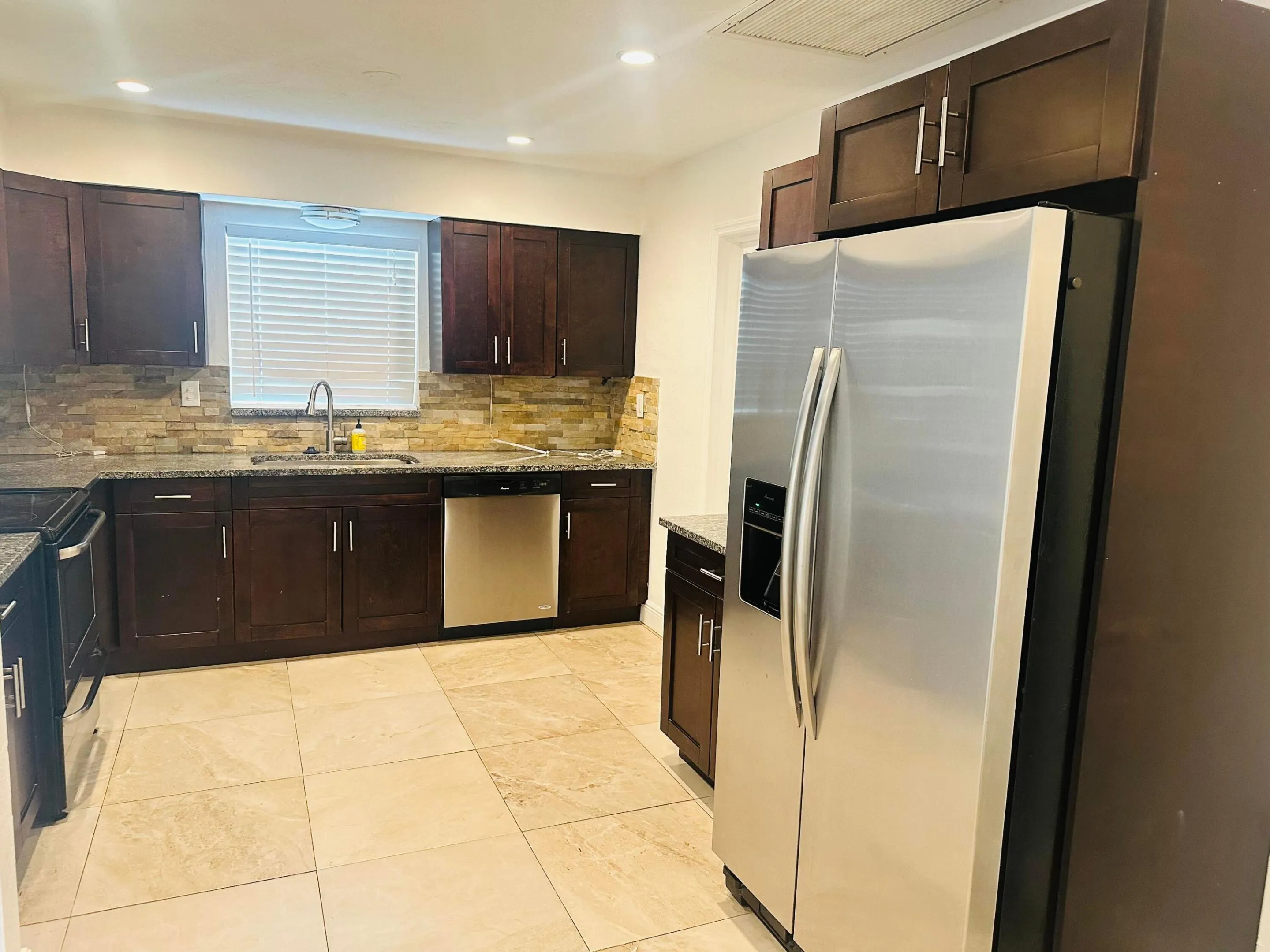 1083 SW 25th Place