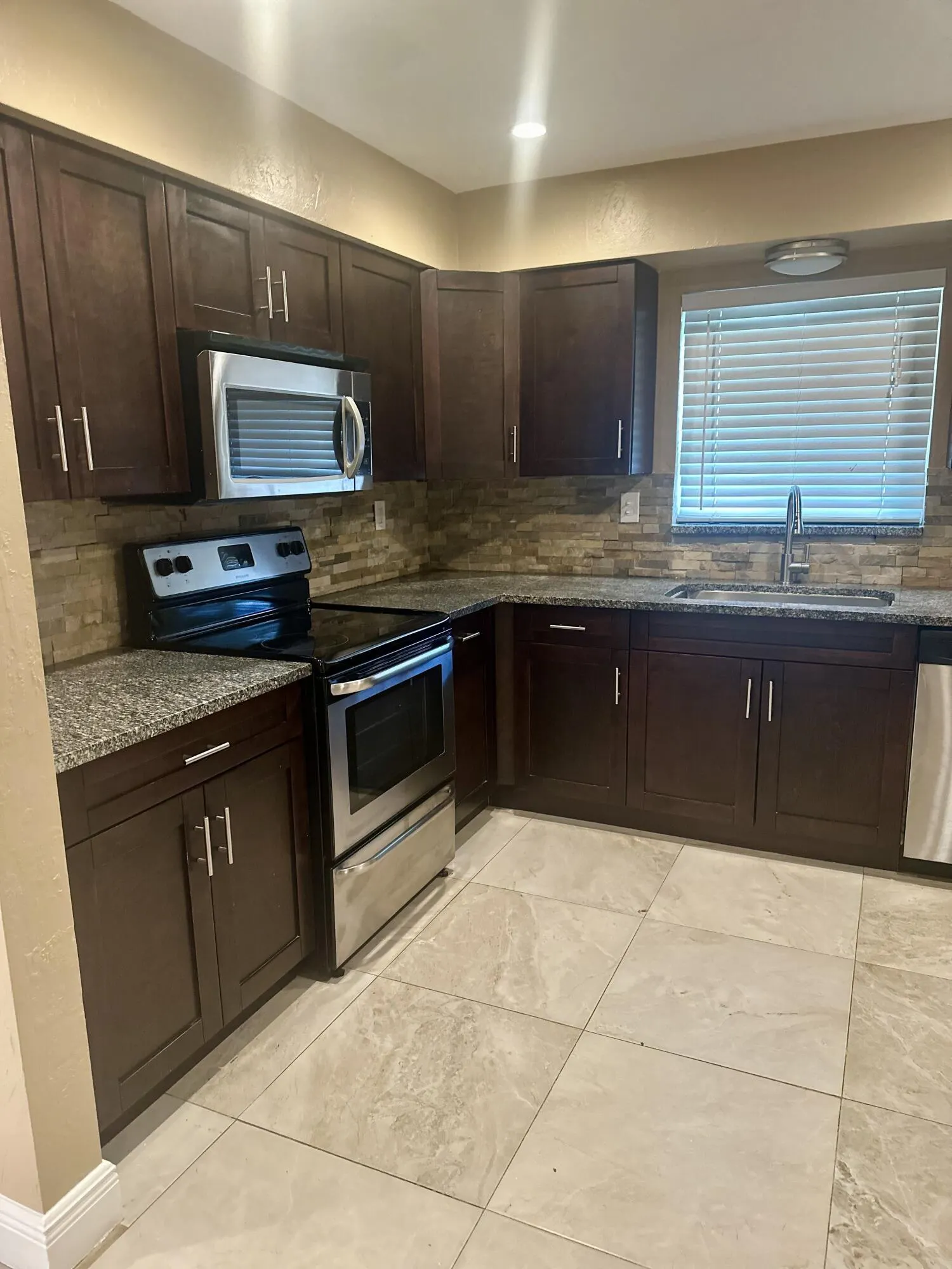 1083 SW 25th Place