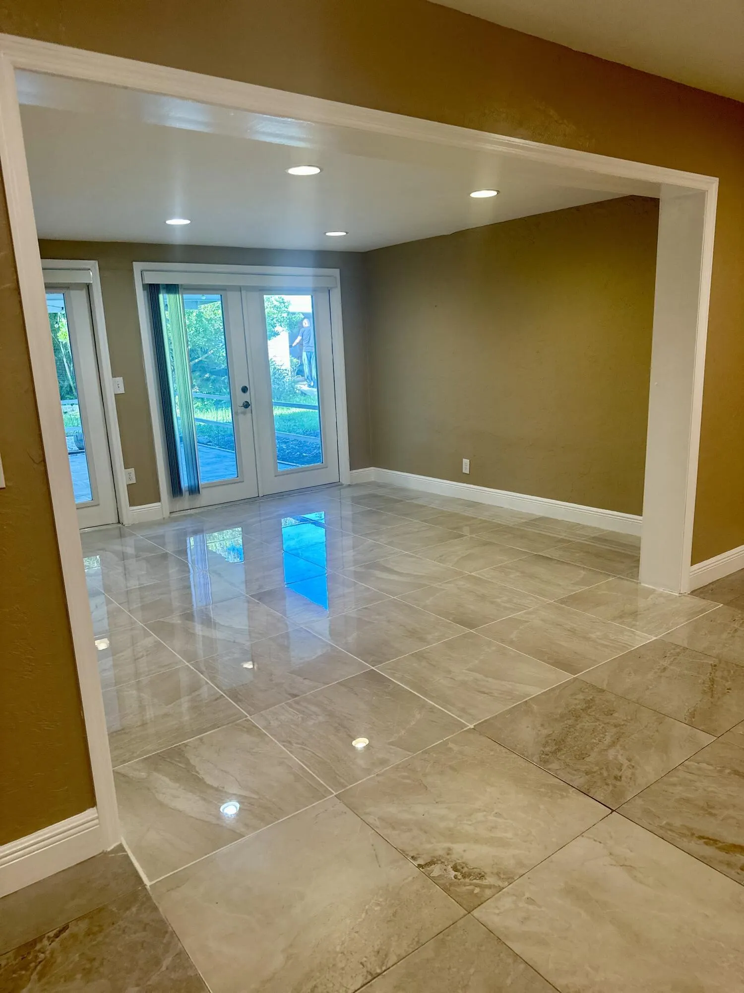 1083 SW 25th Place