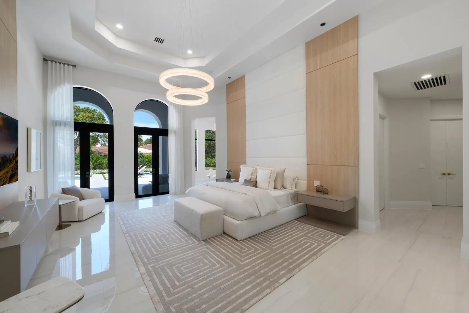 18283 DAYBREAK Drive