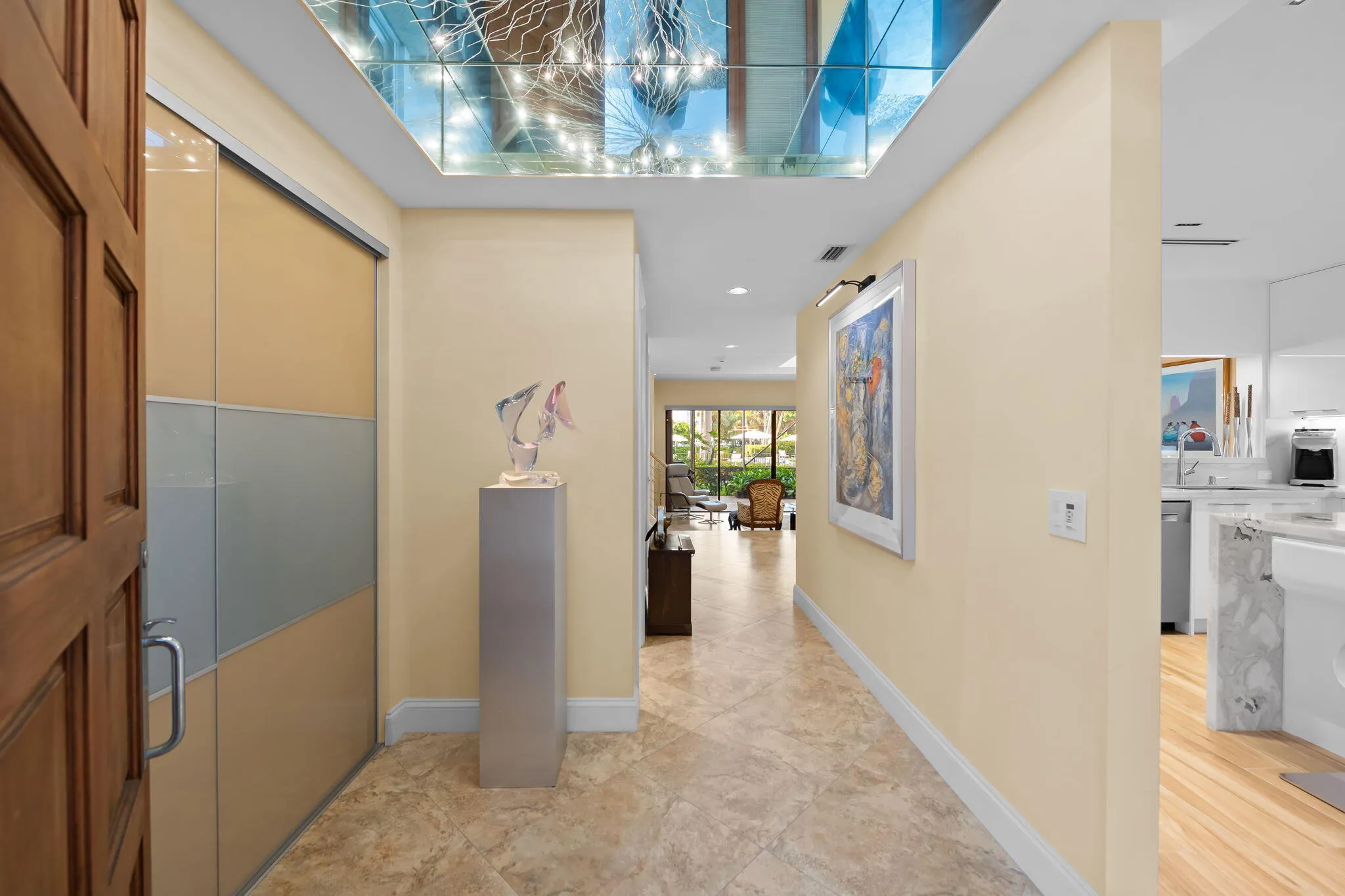 3602 YACHT CLUB Drive #401