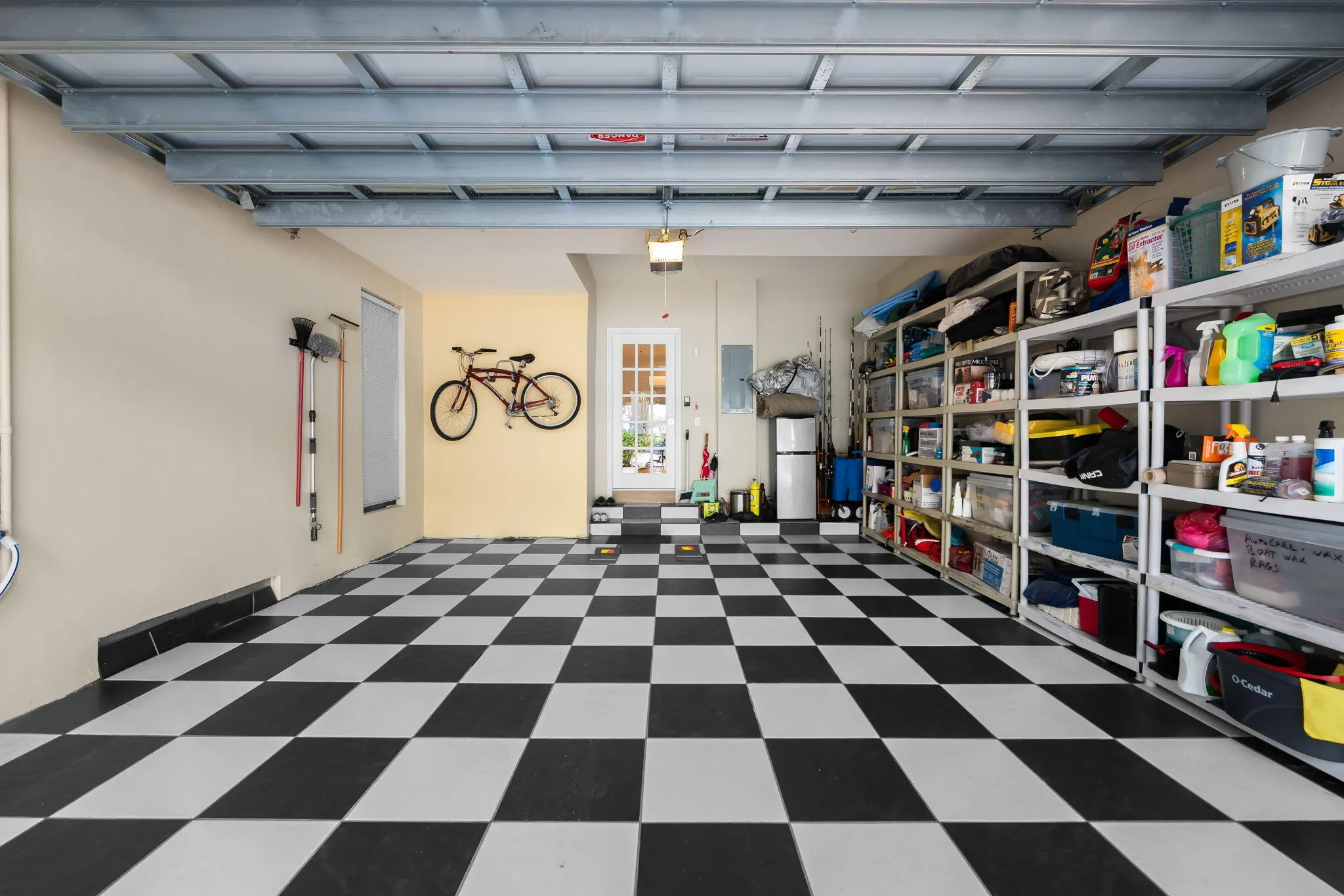 3602 YACHT CLUB Drive #401
