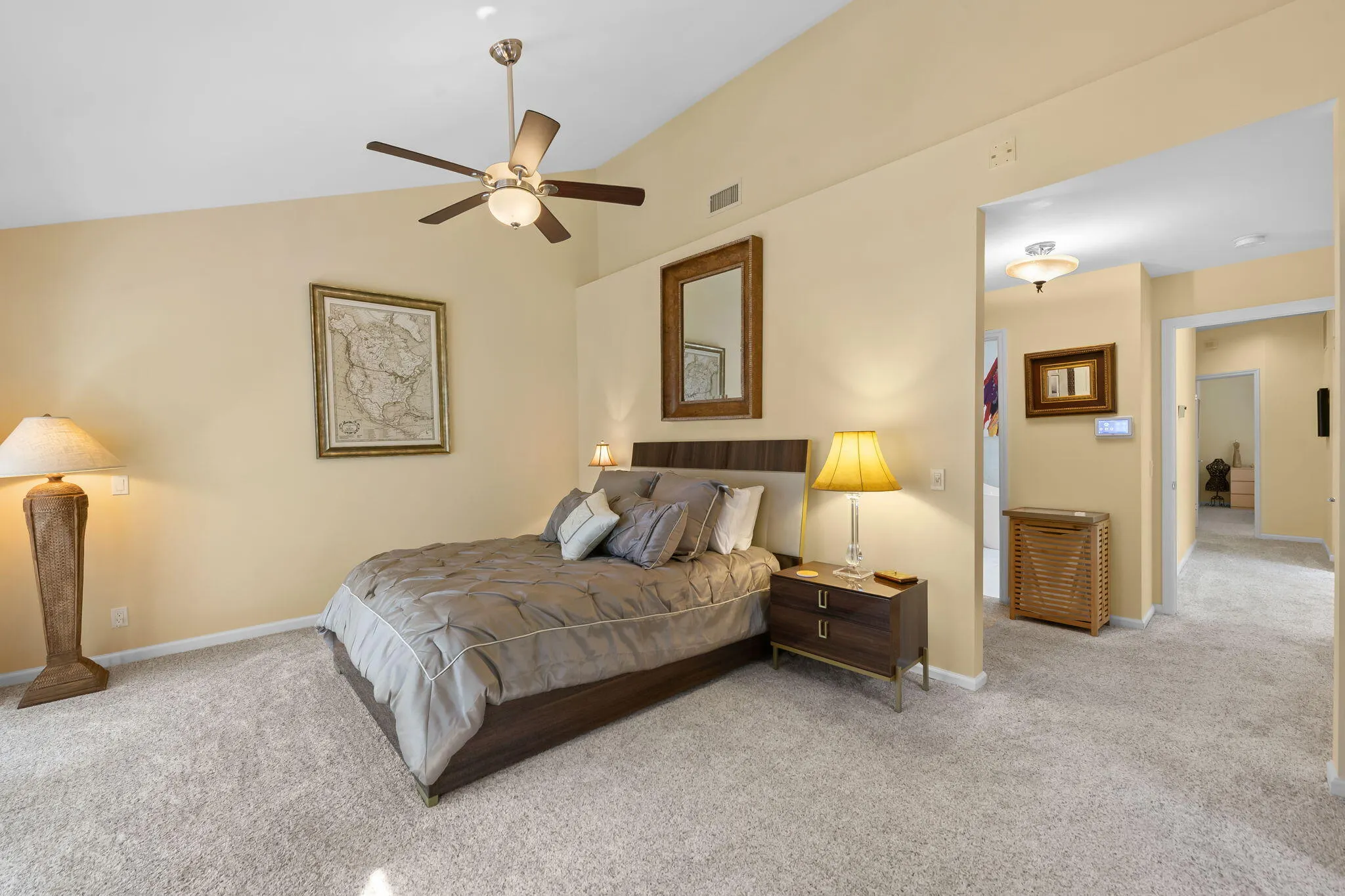 3602 YACHT CLUB Drive #401