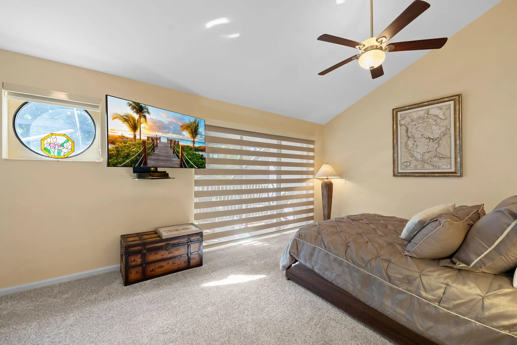3602 YACHT CLUB Drive #401