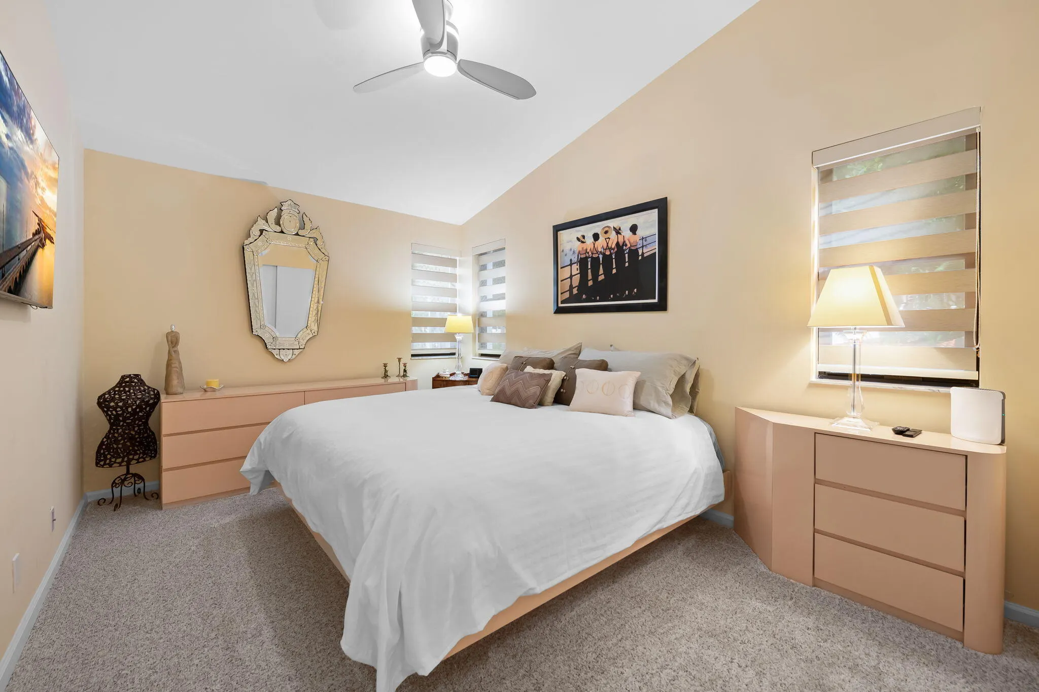 3602 YACHT CLUB Drive #401