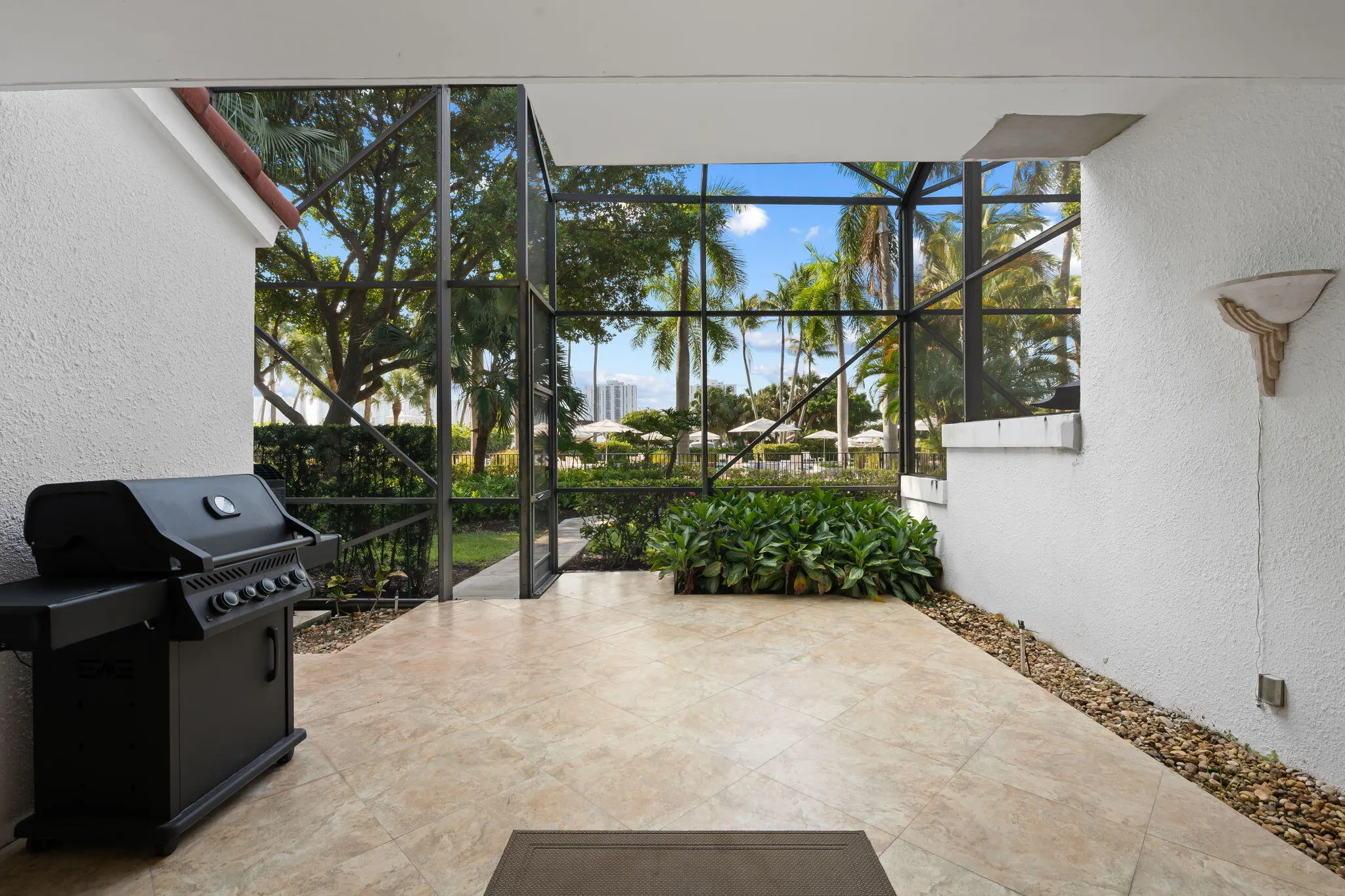 3602 YACHT CLUB Drive #401