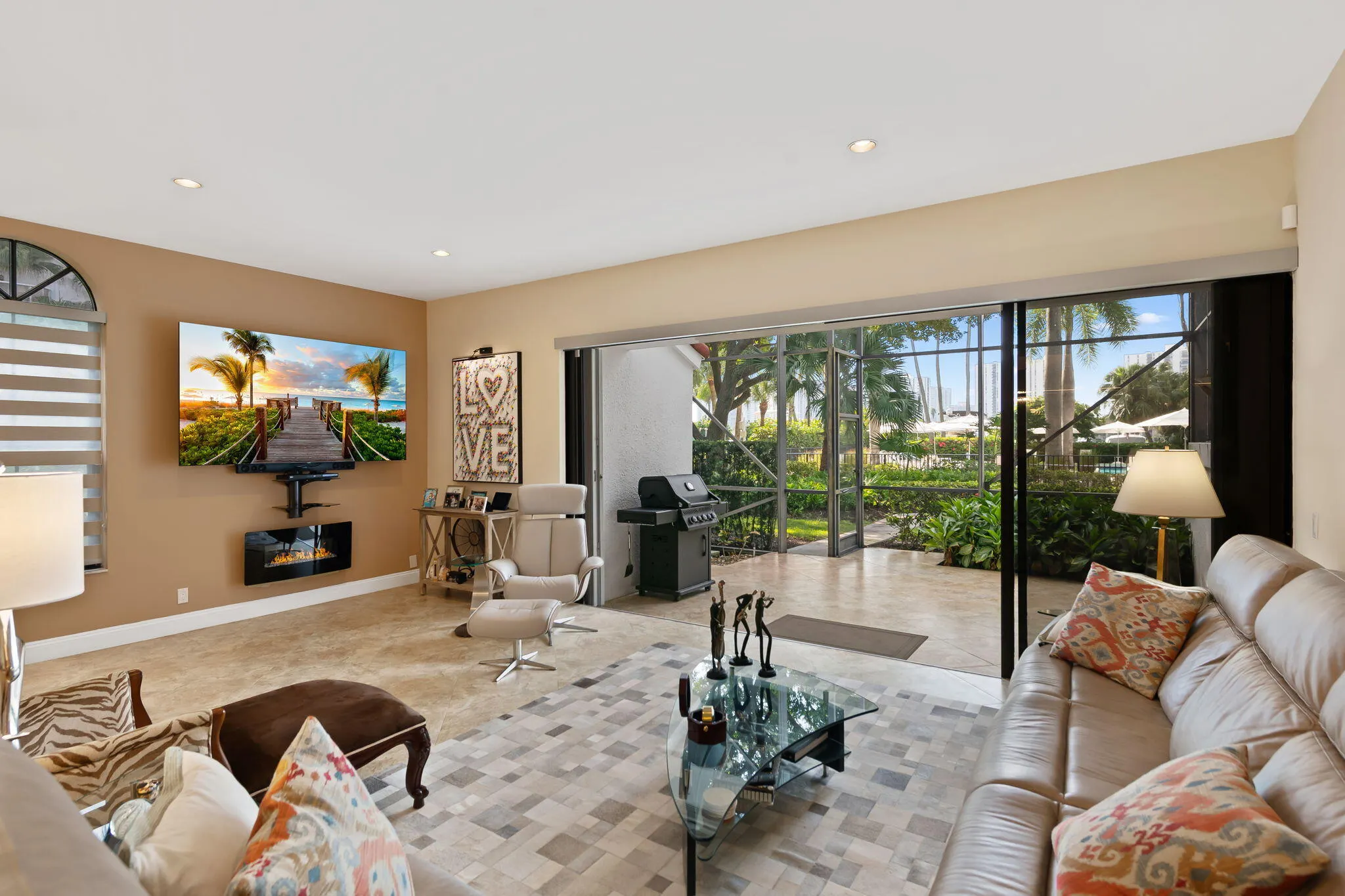 3602 YACHT CLUB Drive #401