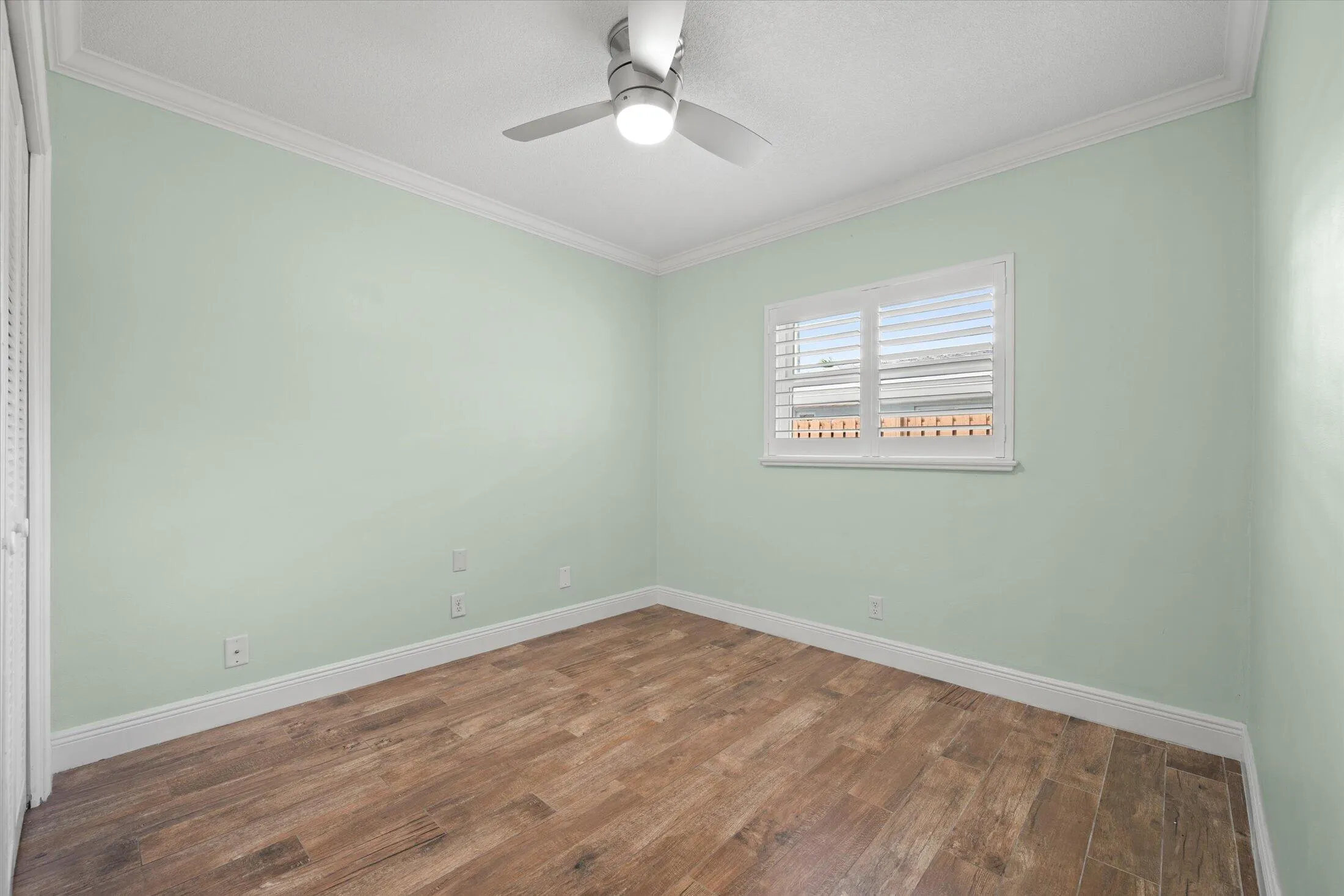 336 NW 11TH Avenue