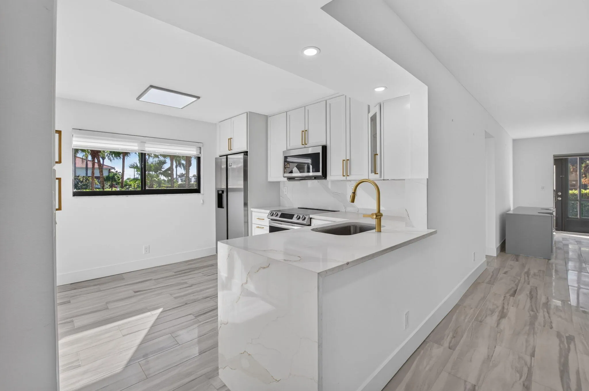 15450 PEMBRIDGE Avenue #163