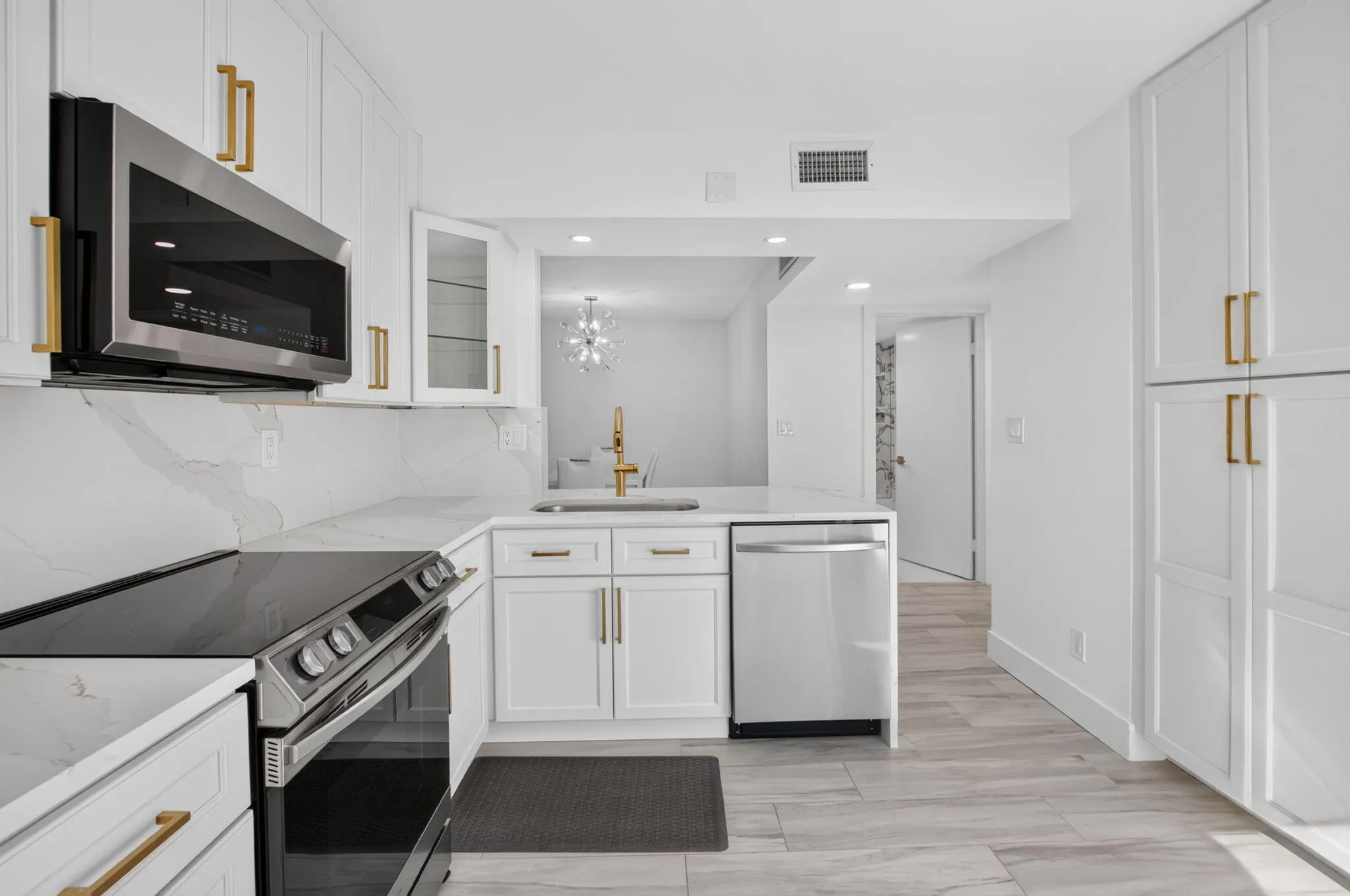 15450 PEMBRIDGE Avenue #163
