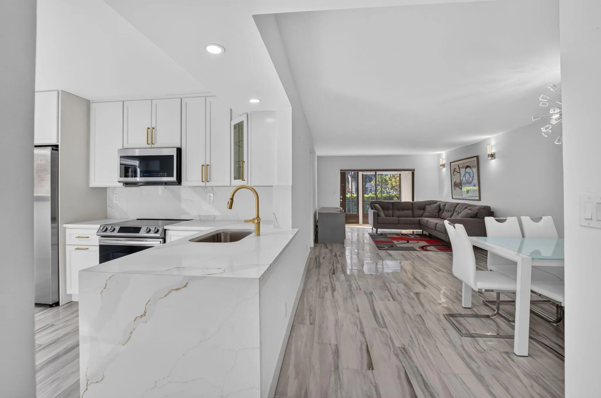 15450 PEMBRIDGE Avenue #163
