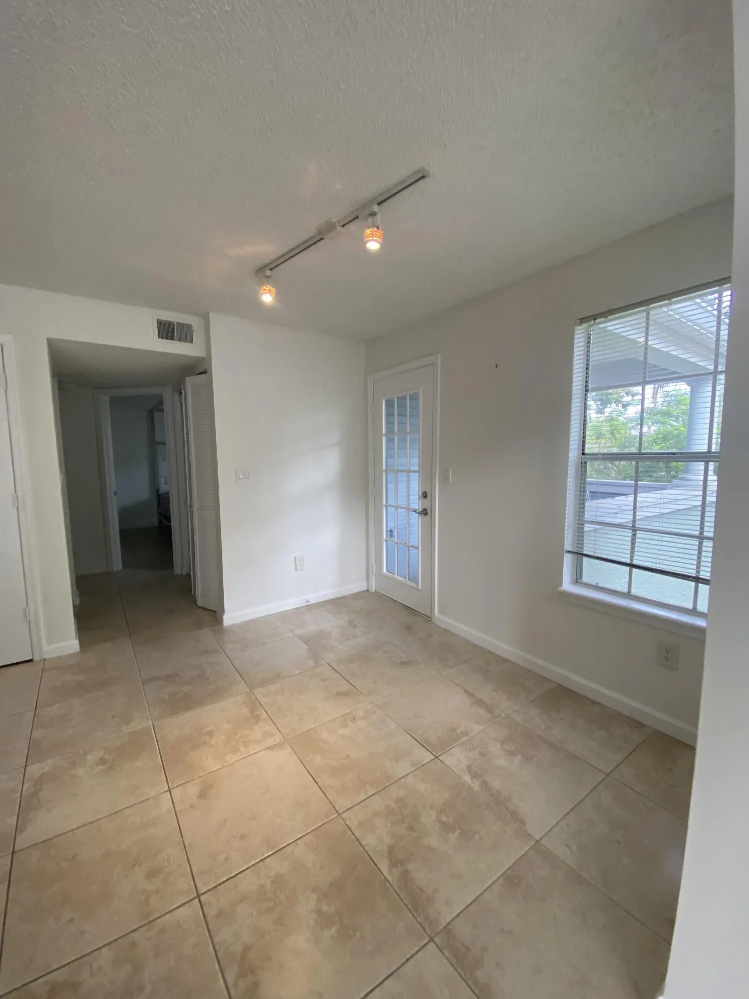 1020 CRYSTAL Way #H