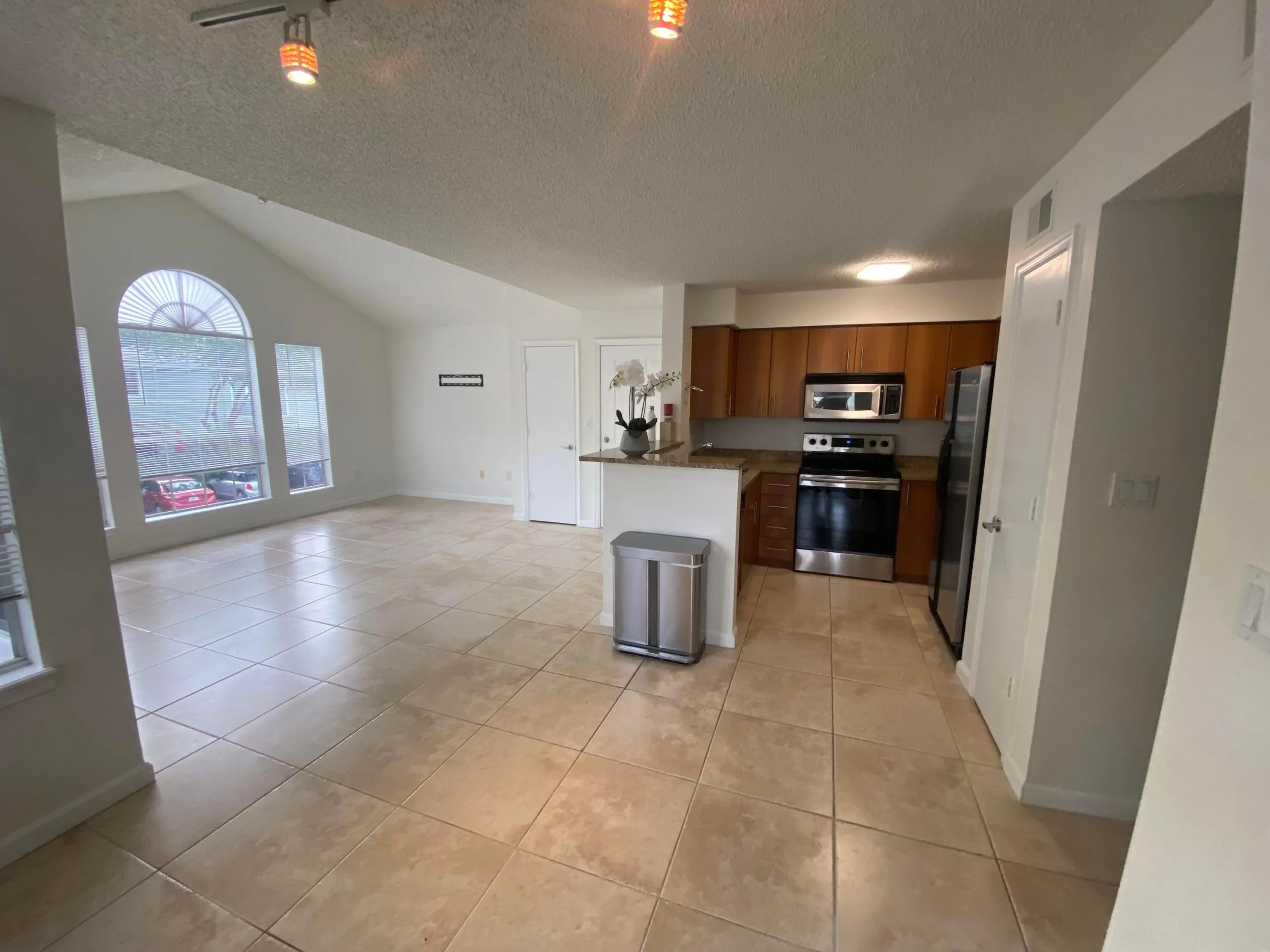 1020 CRYSTAL Way #H