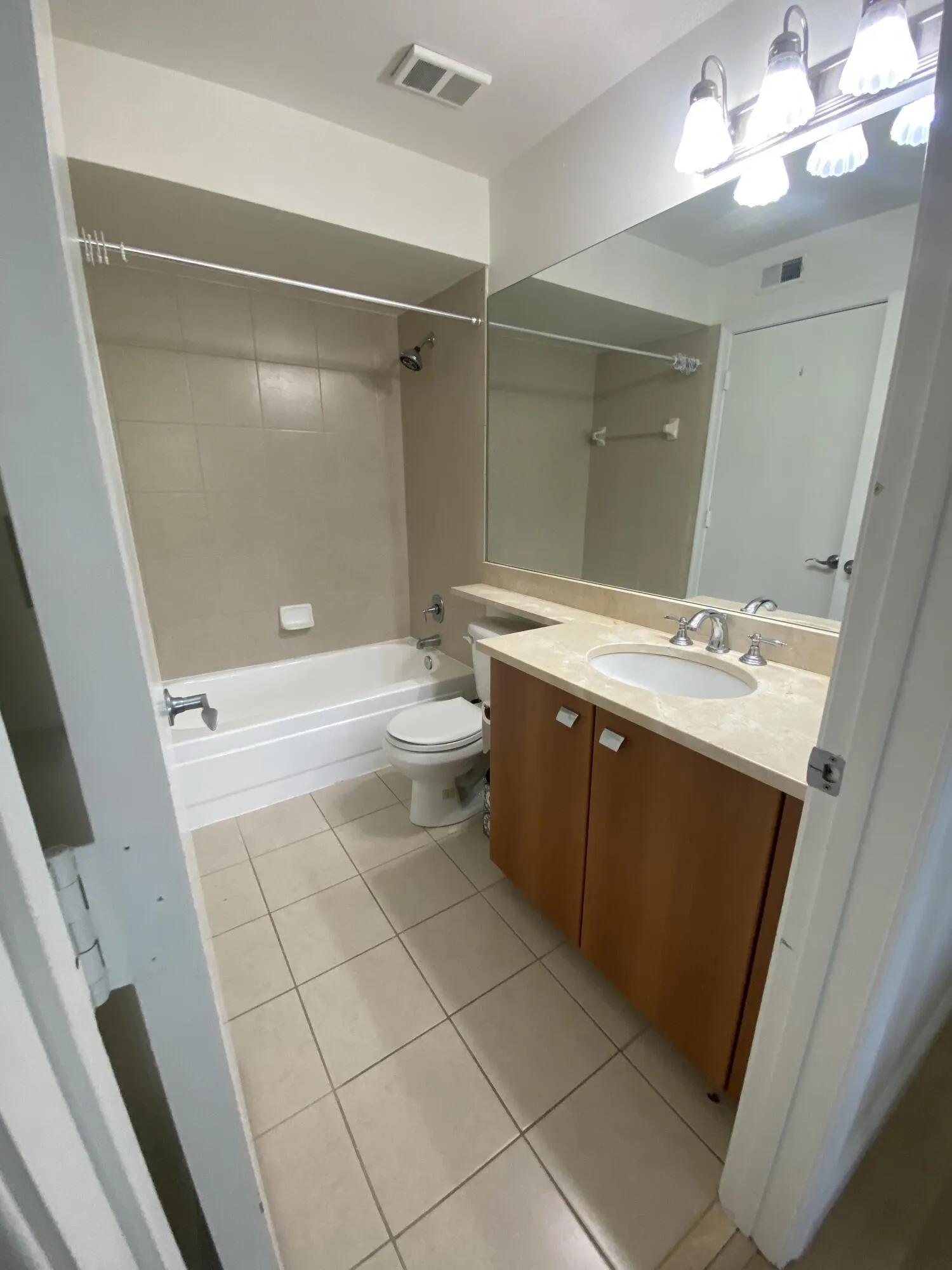 1020 CRYSTAL Way #H