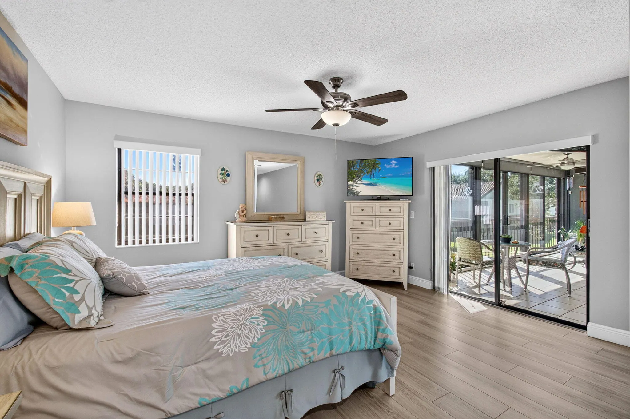 10383 S Circle Lake Drive #202