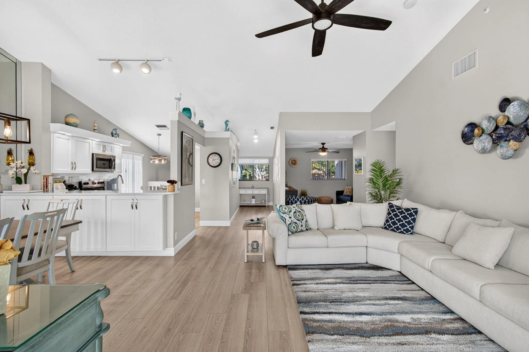 10383 S Circle Lake Drive #202