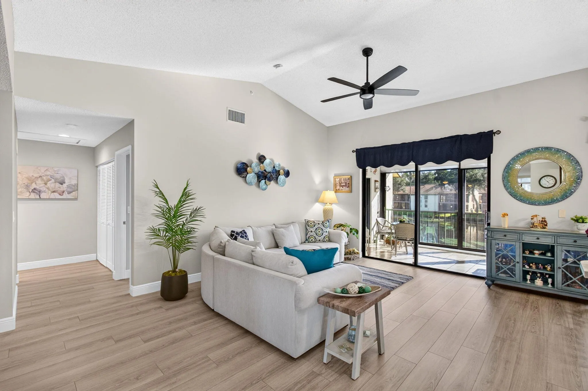 10383 S Circle Lake Drive #202