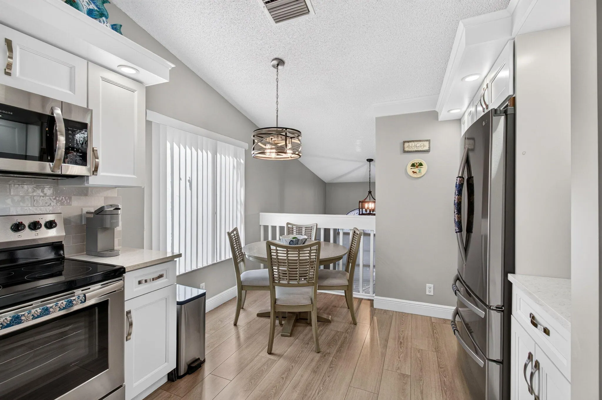 10383 S Circle Lake Drive #202