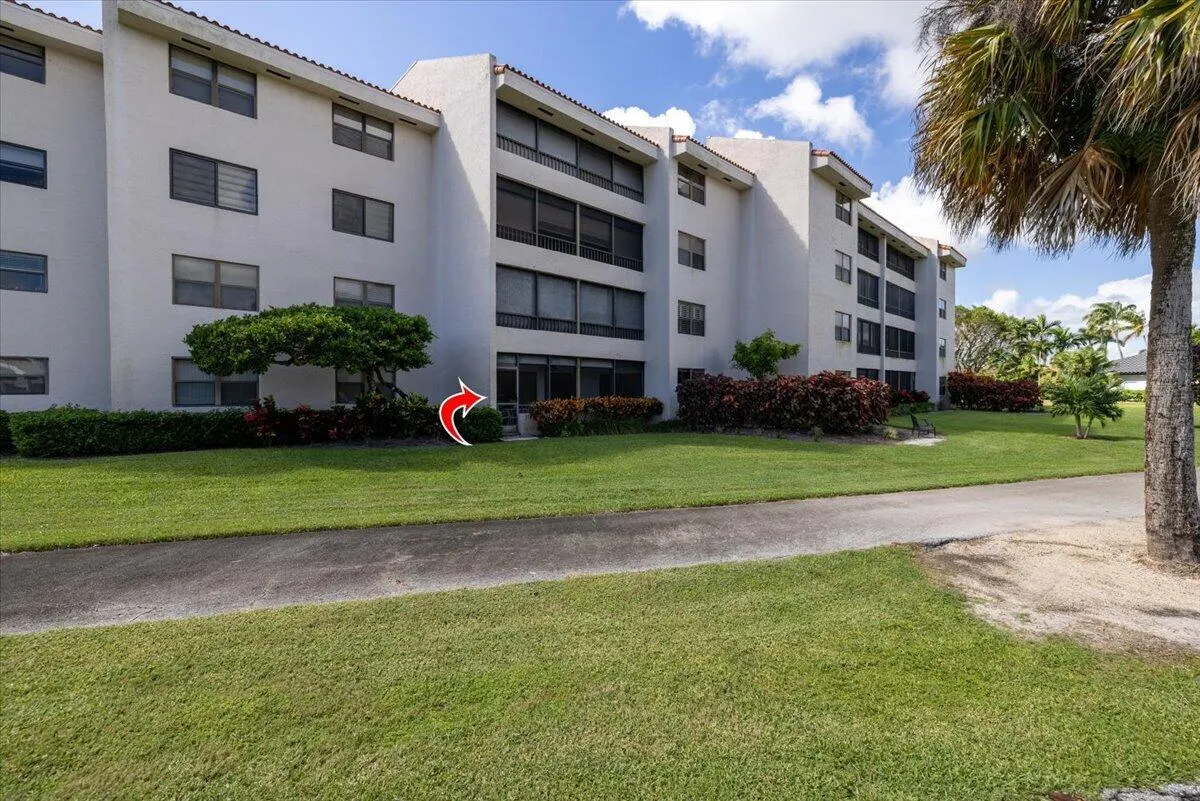 7507 LA PAZ Boulevard #104