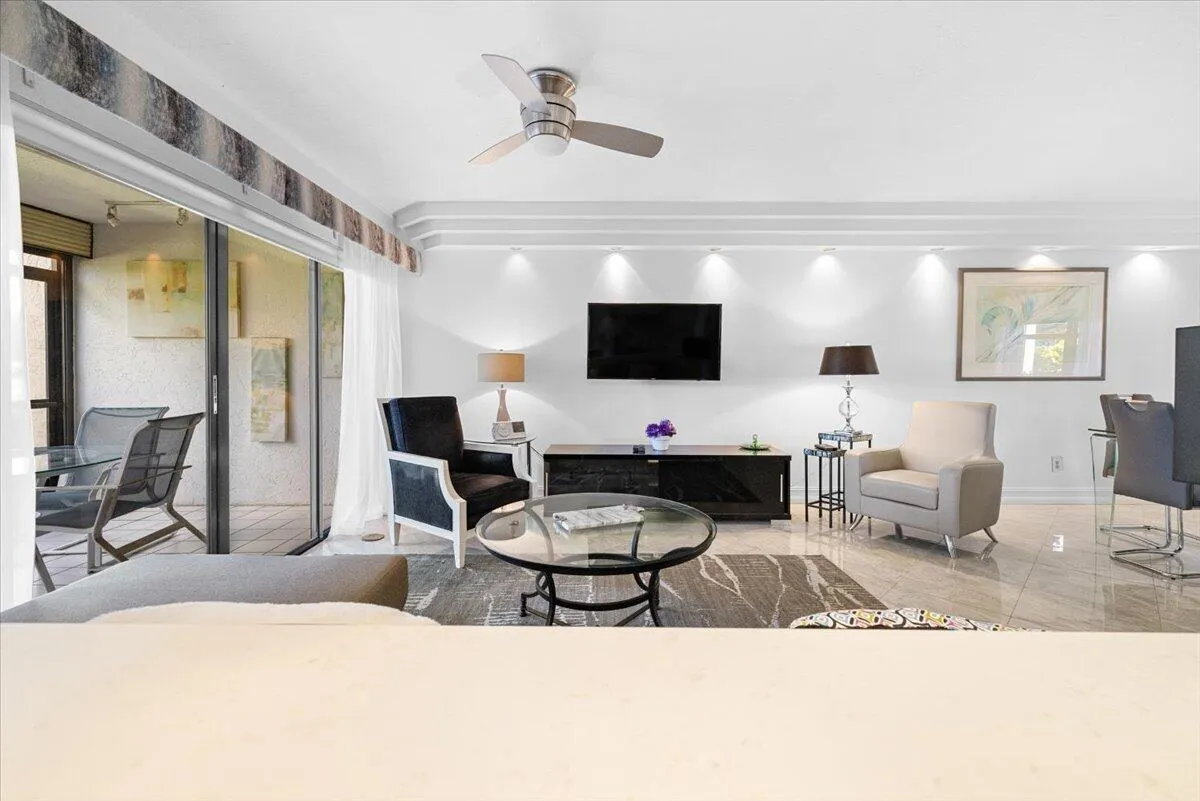 7507 LA PAZ Boulevard #104
