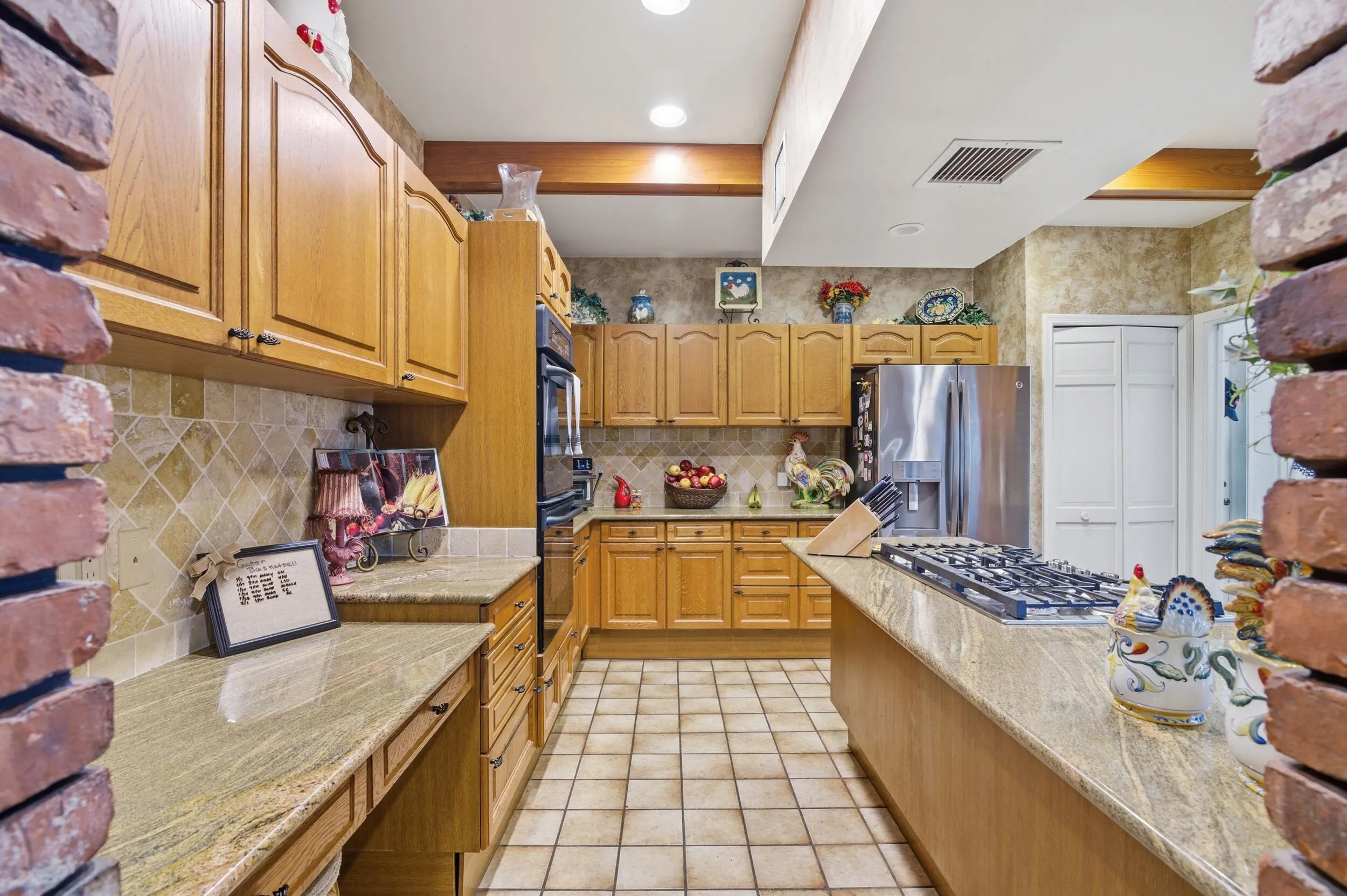 4838 CHARLTON Way