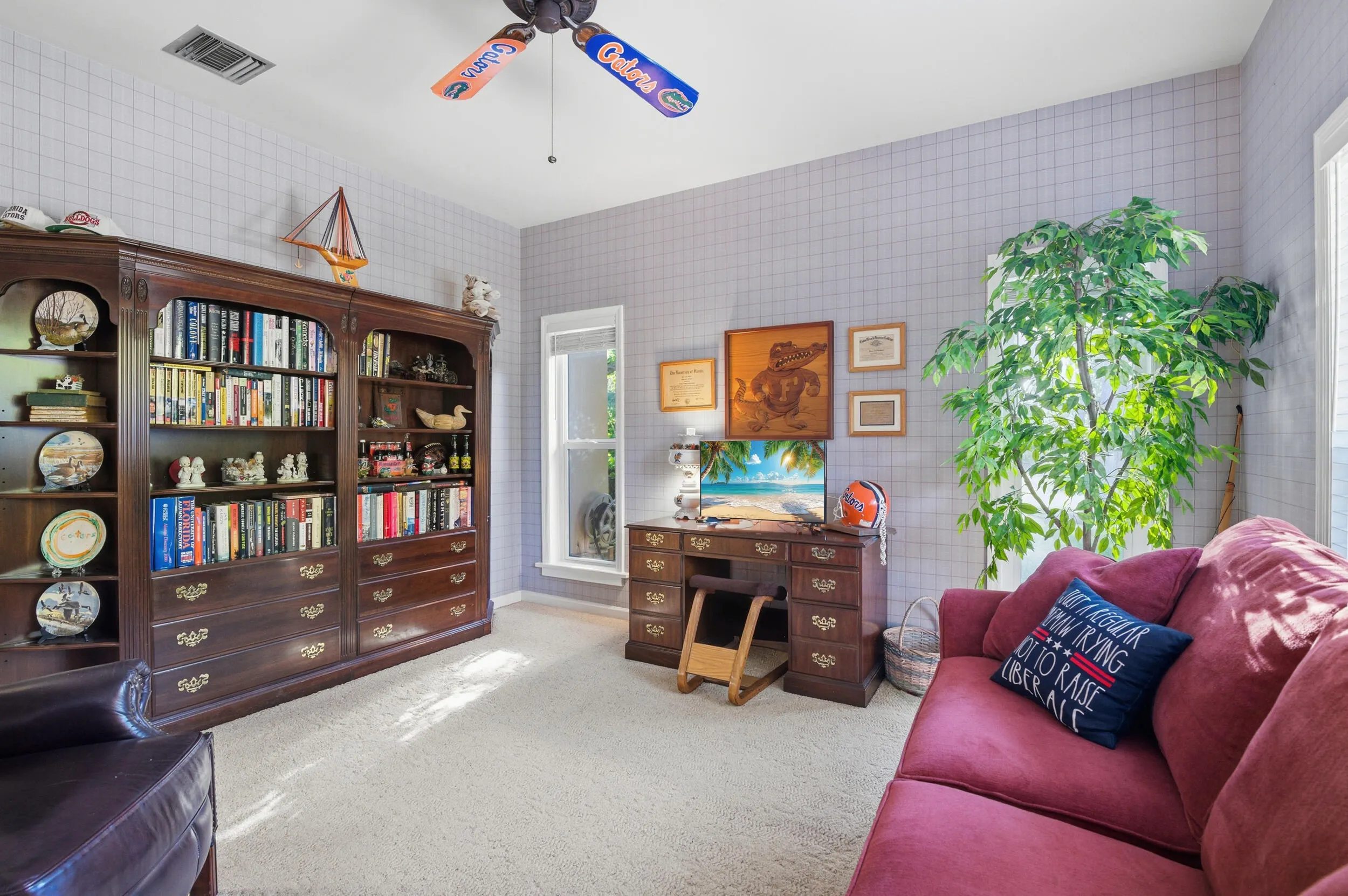 4838 CHARLTON Way