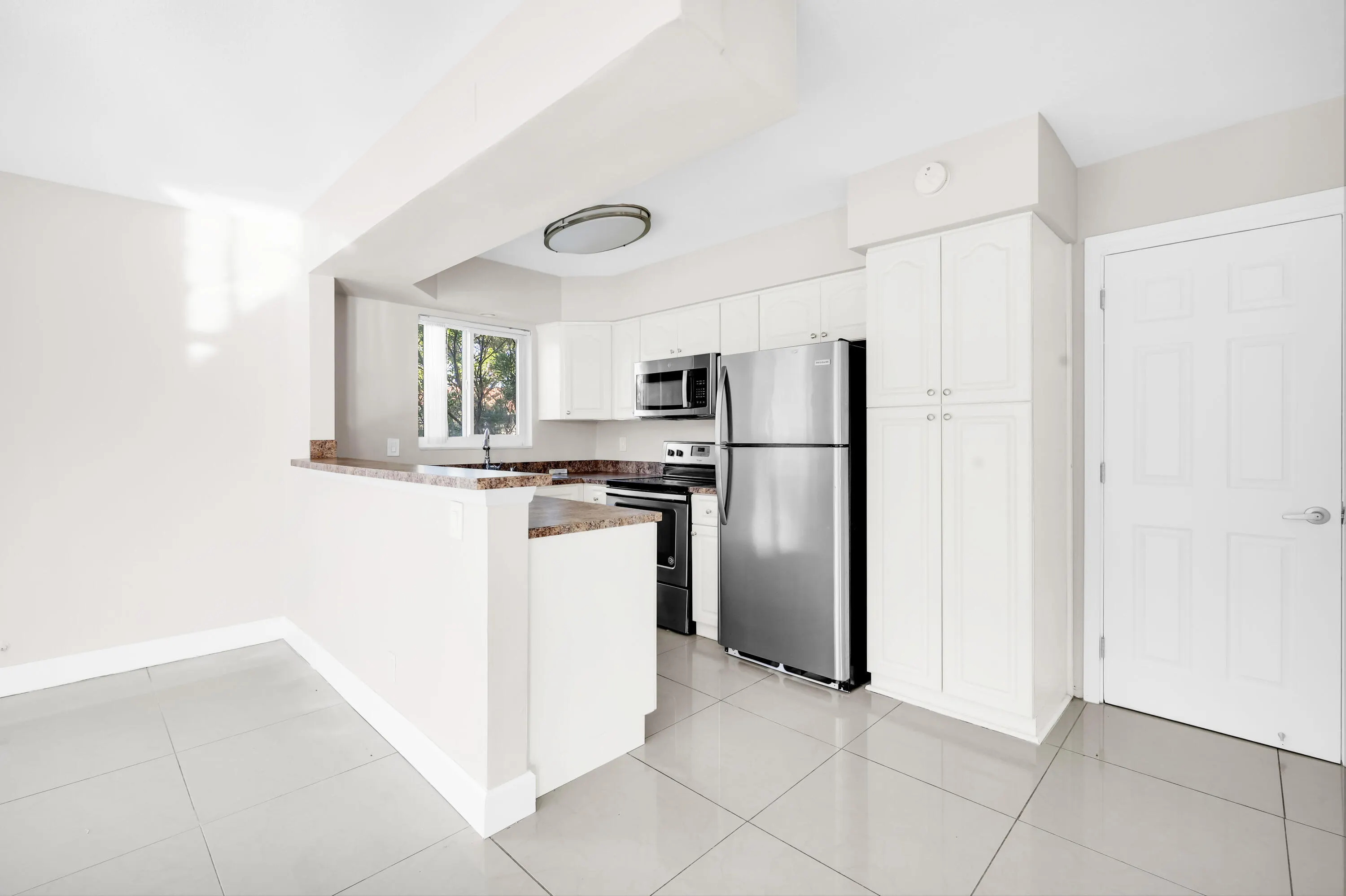 431 W CAMINO REAL #14
