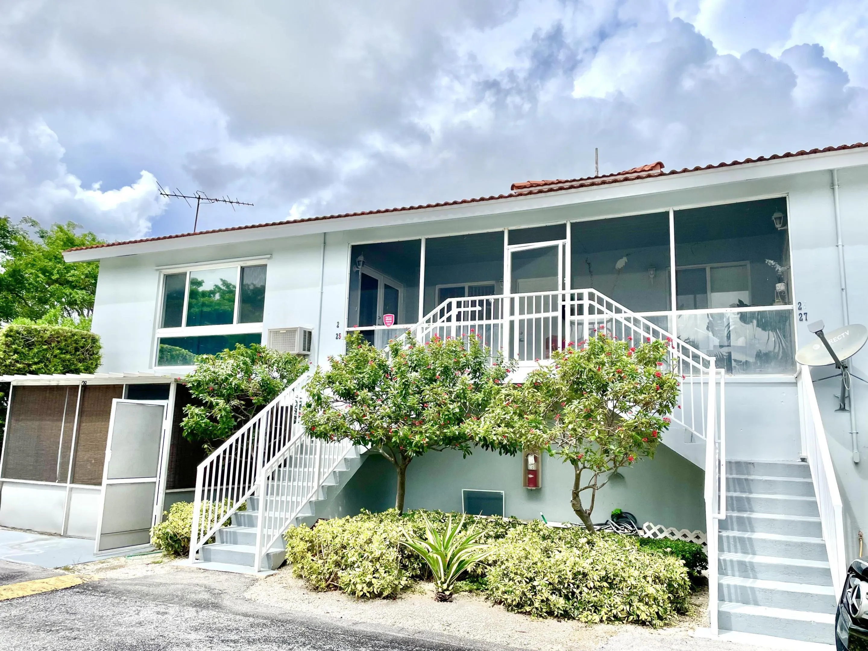 431 W CAMINO REAL #14