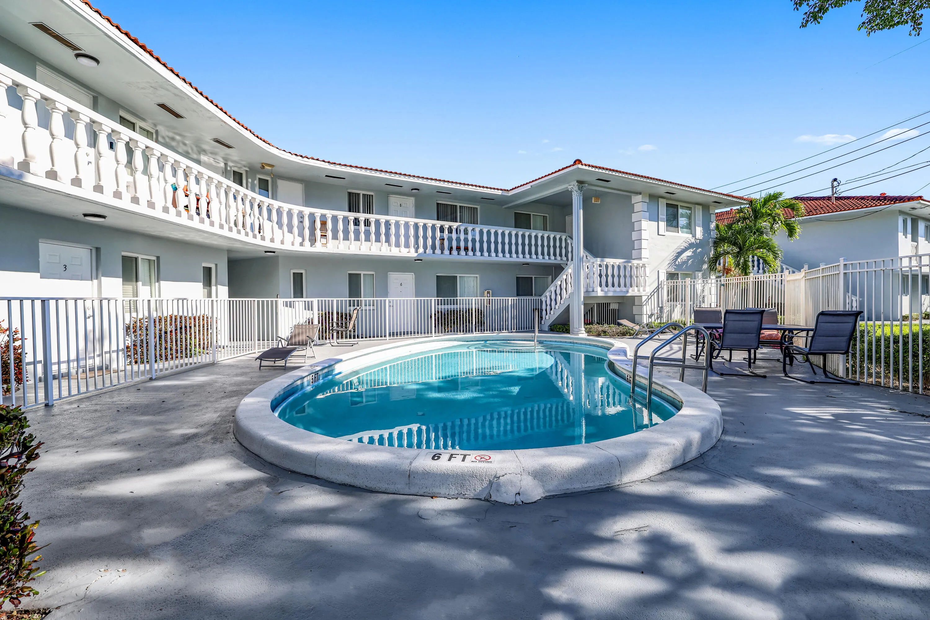 431 W CAMINO REAL #14