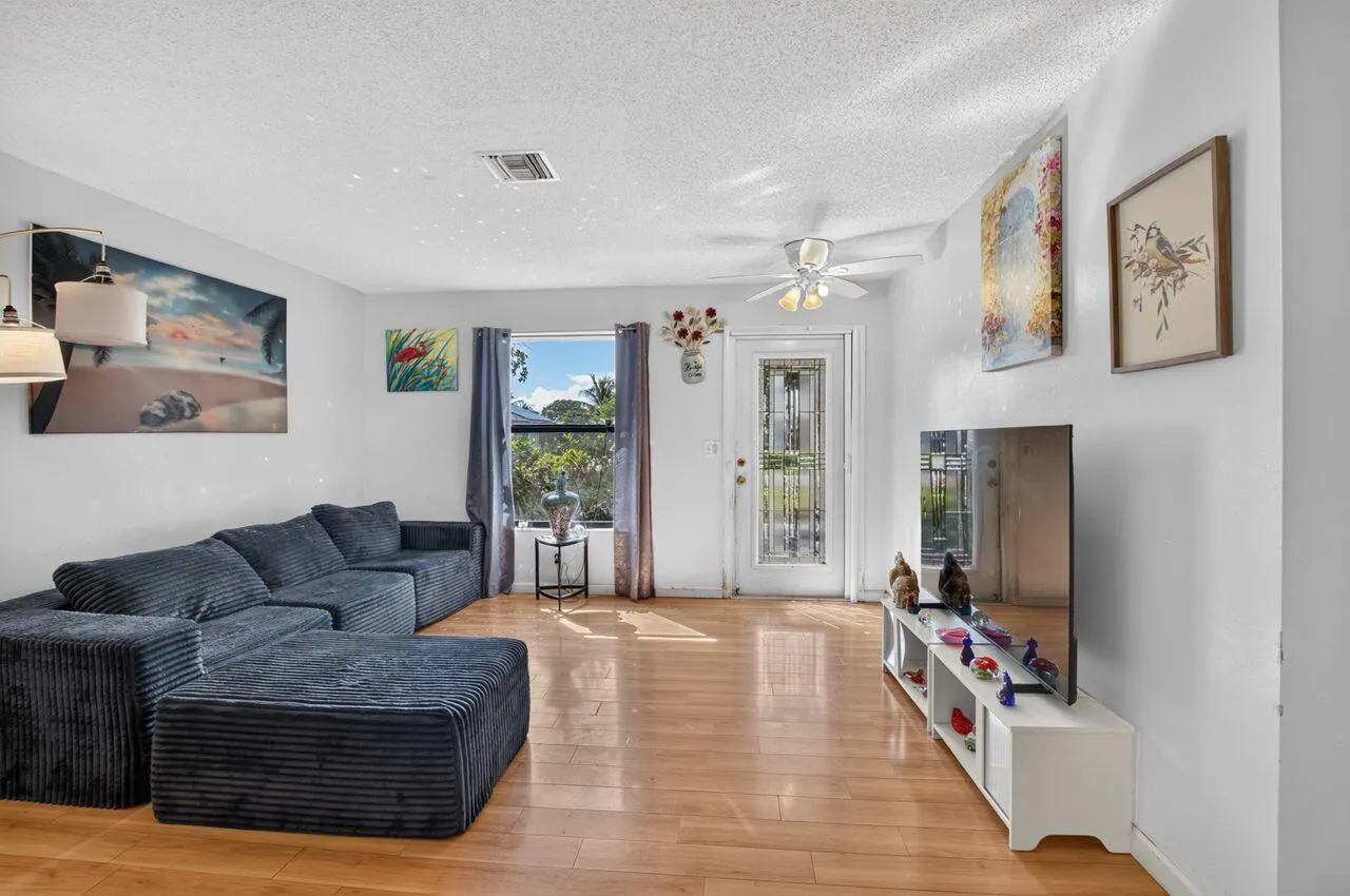 731 SW 1st Court