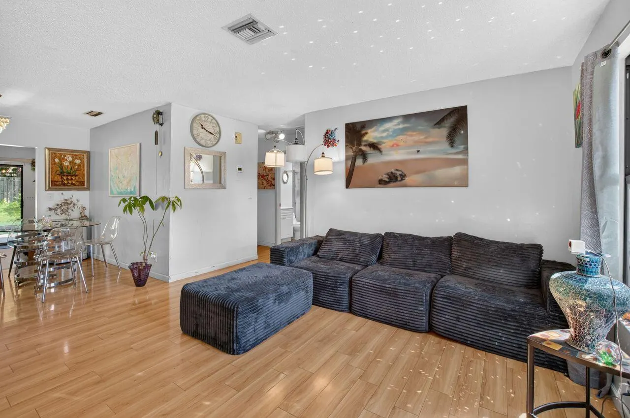 731 SW 1st Court