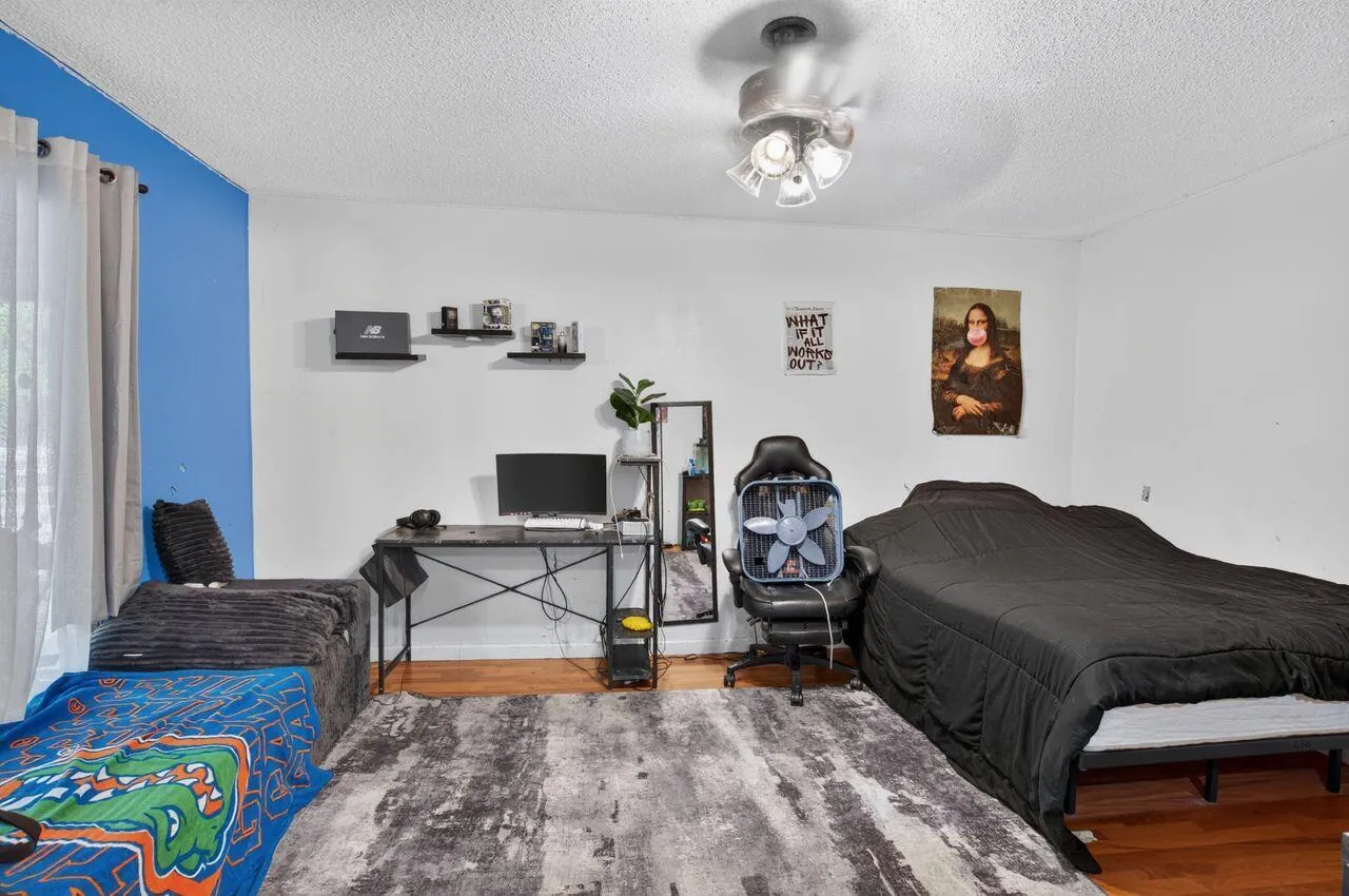 731 SW 1st Court