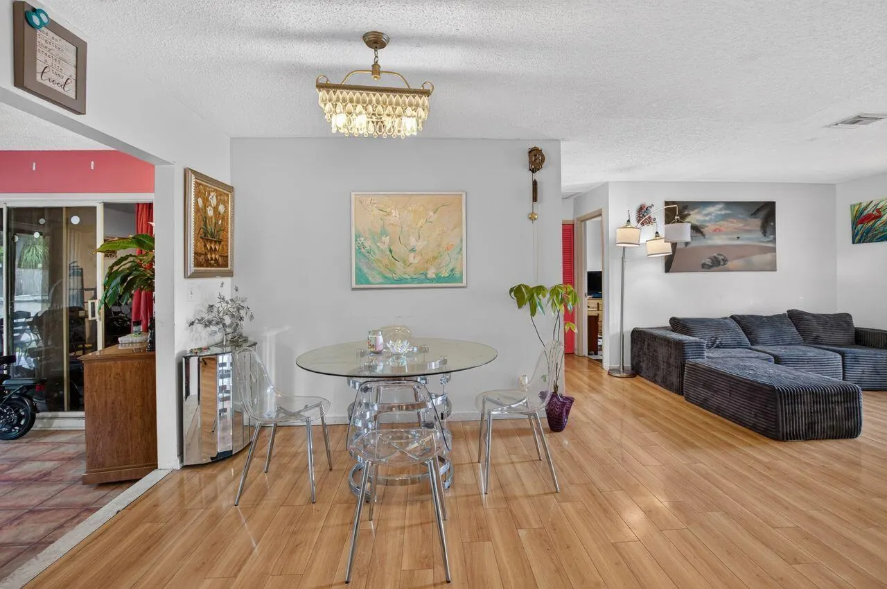 731 SW 1st Court