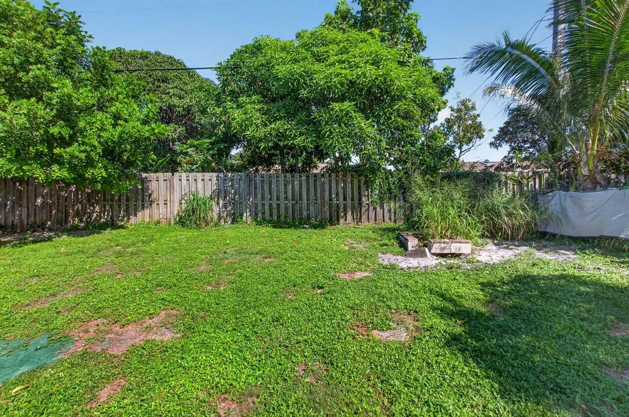 731 SW 1st Court
