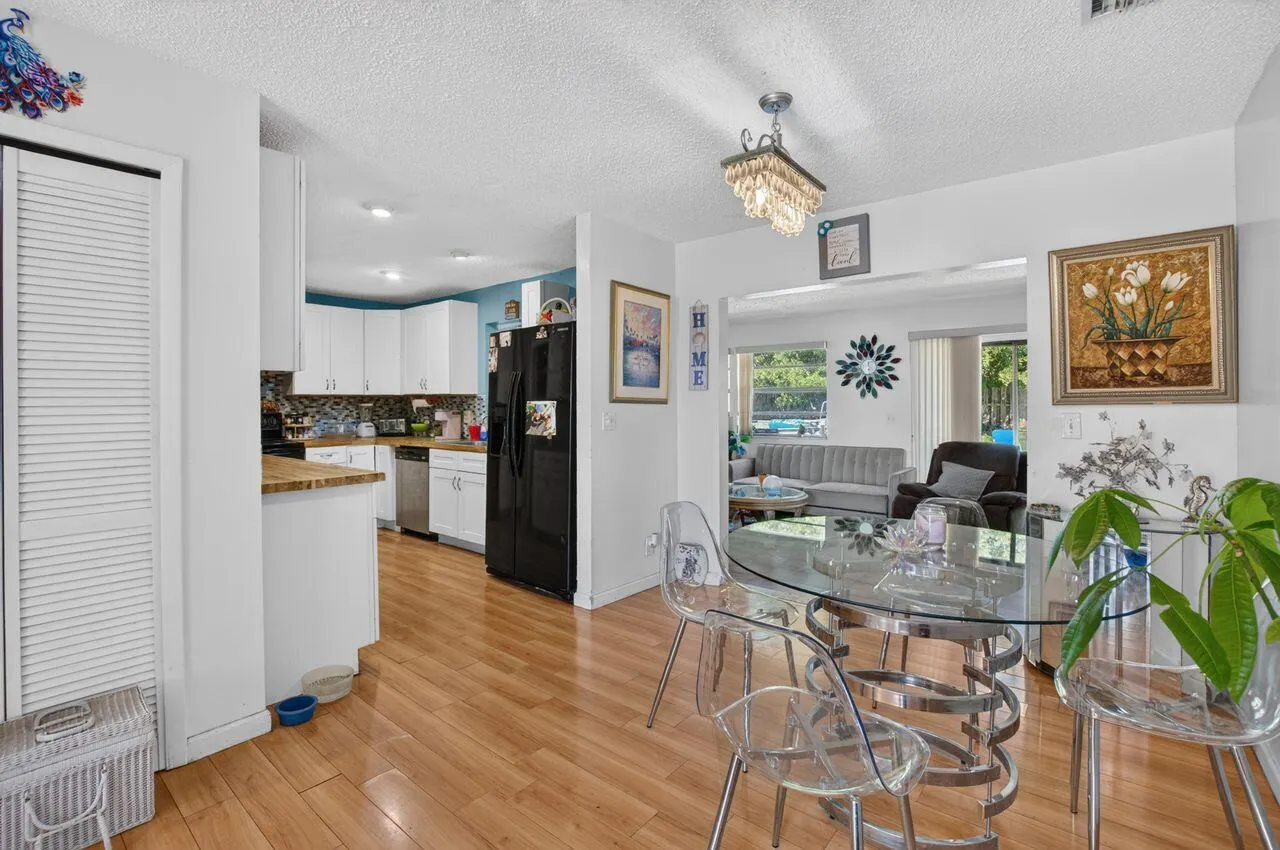 731 SW 1st Court