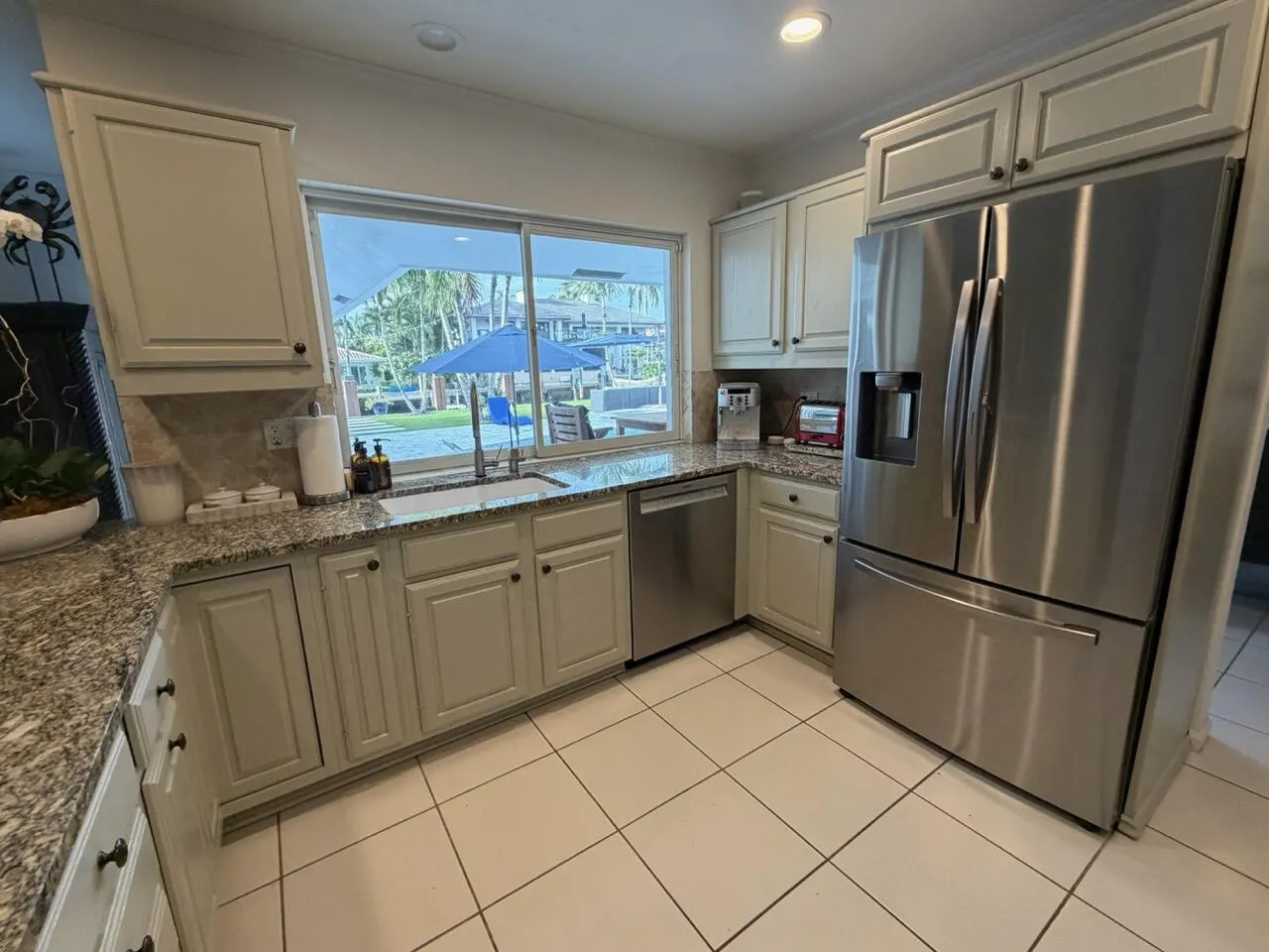 827 NE 33RD Street