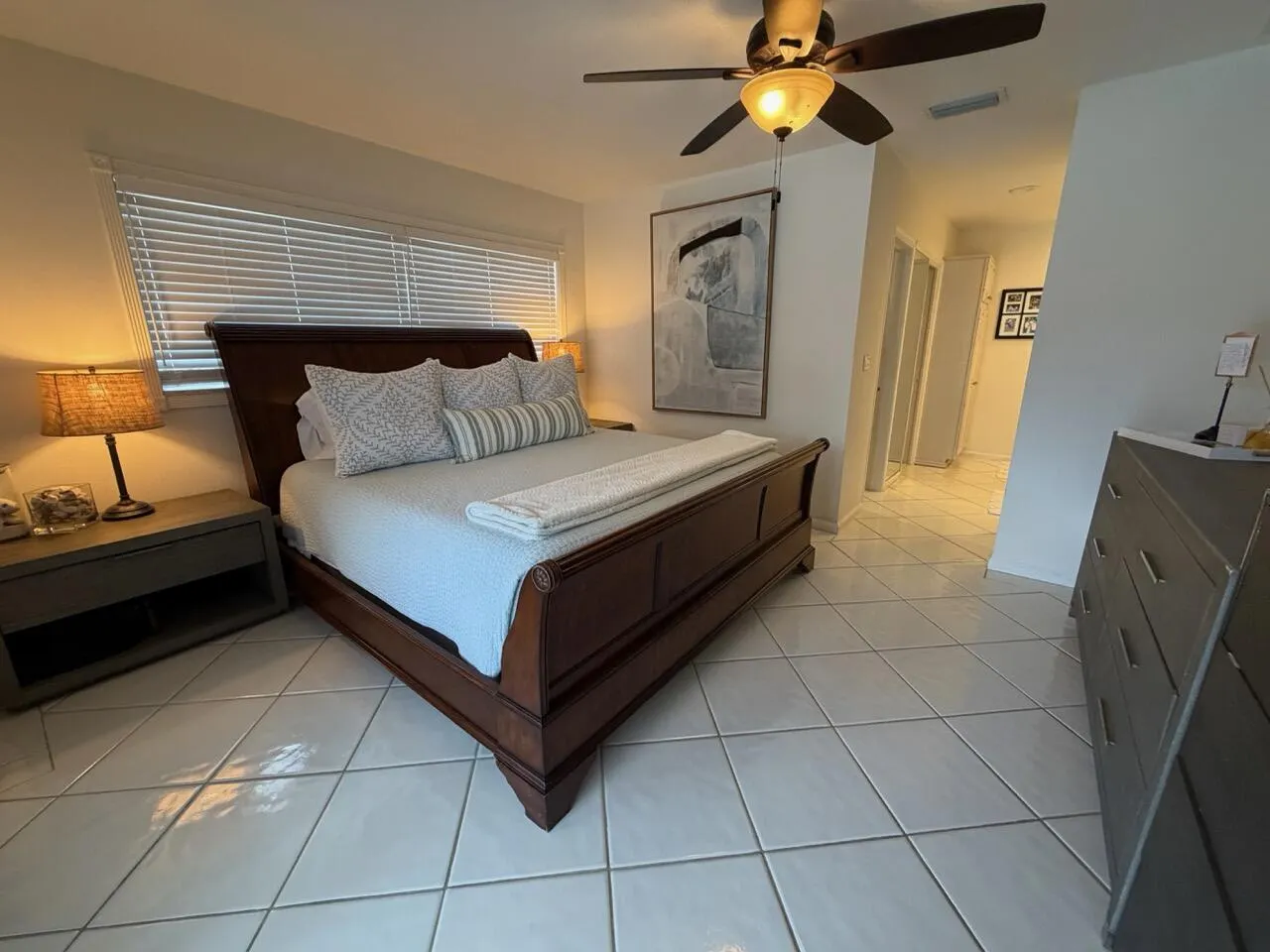 827 NE 33RD Street