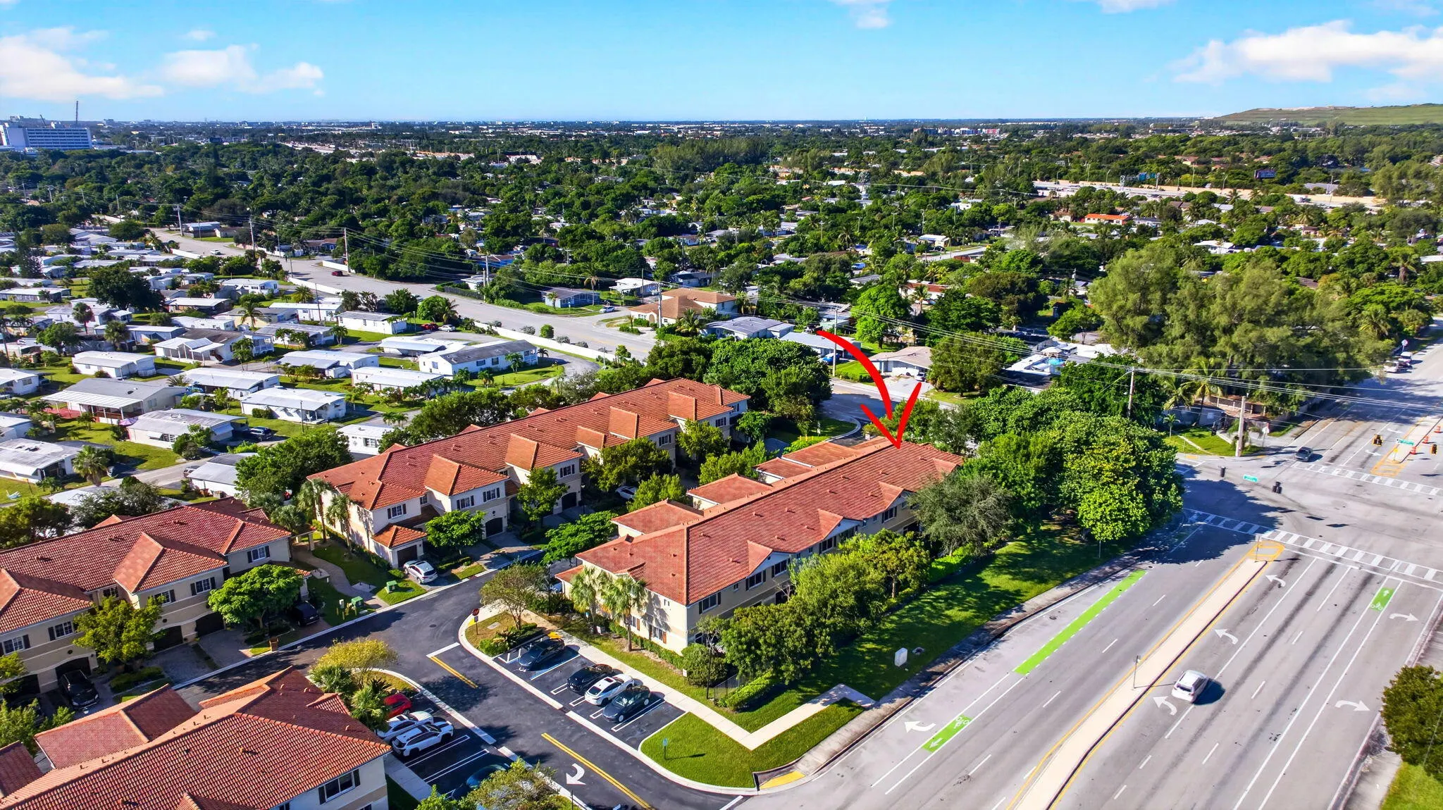 305 NE 47TH Place #305