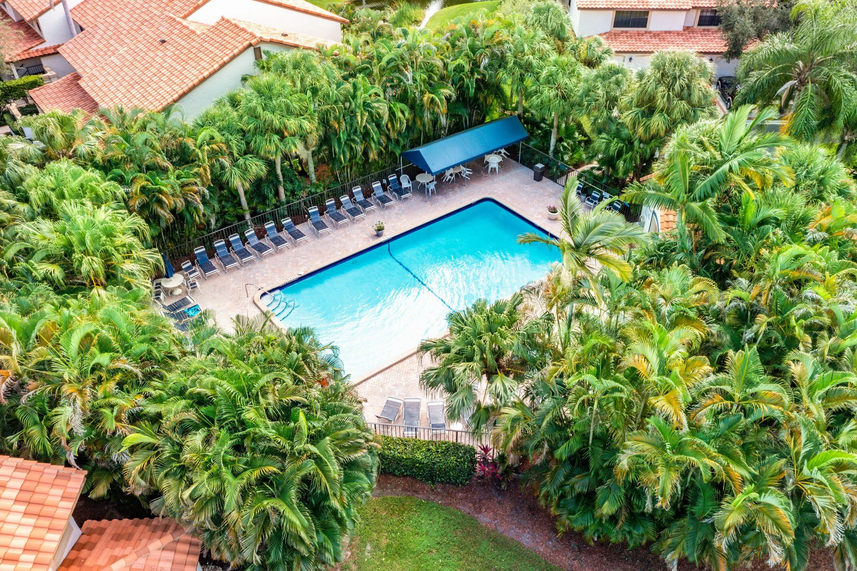 7916 LA MIRADA Drive