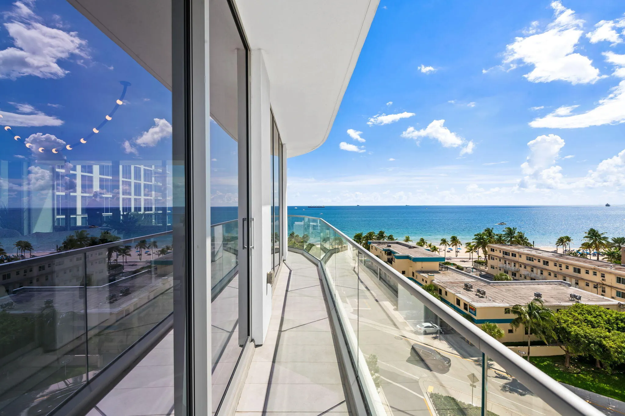 153 N Seabreeze Blvd #602